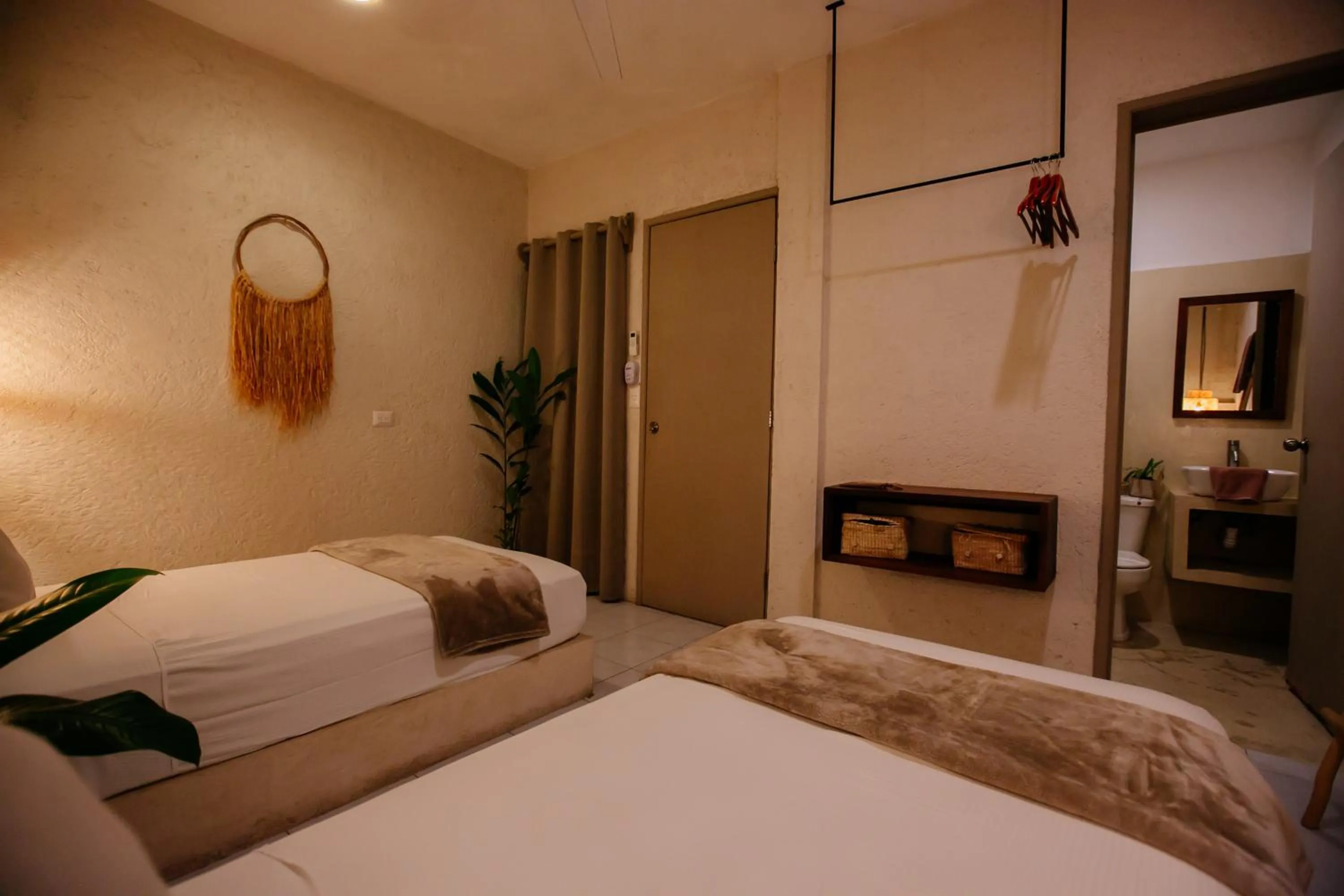 Bedroom, Bed in Hotel Noah Tulum