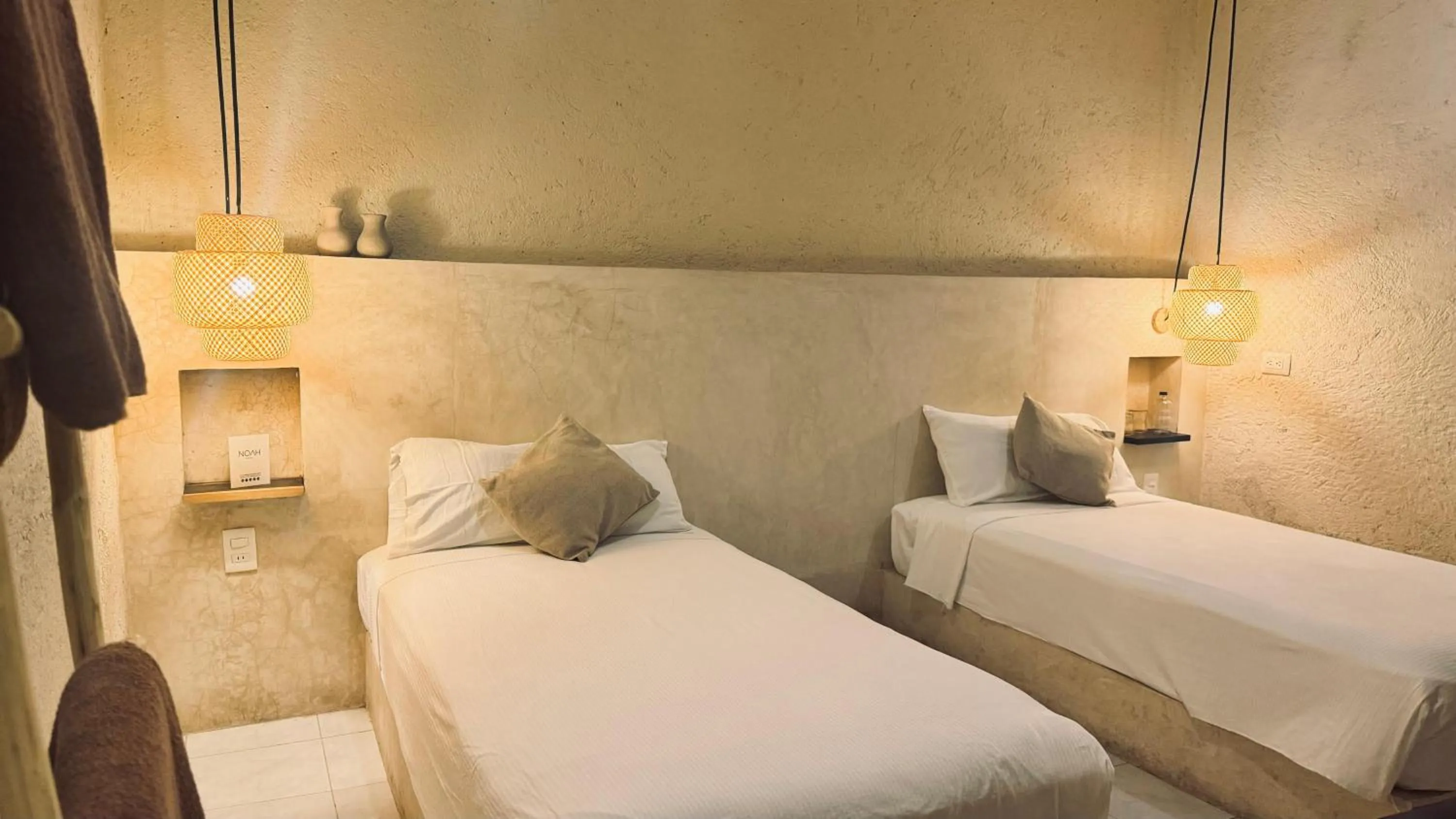 Bedroom, Bed in Hotel Noah Tulum