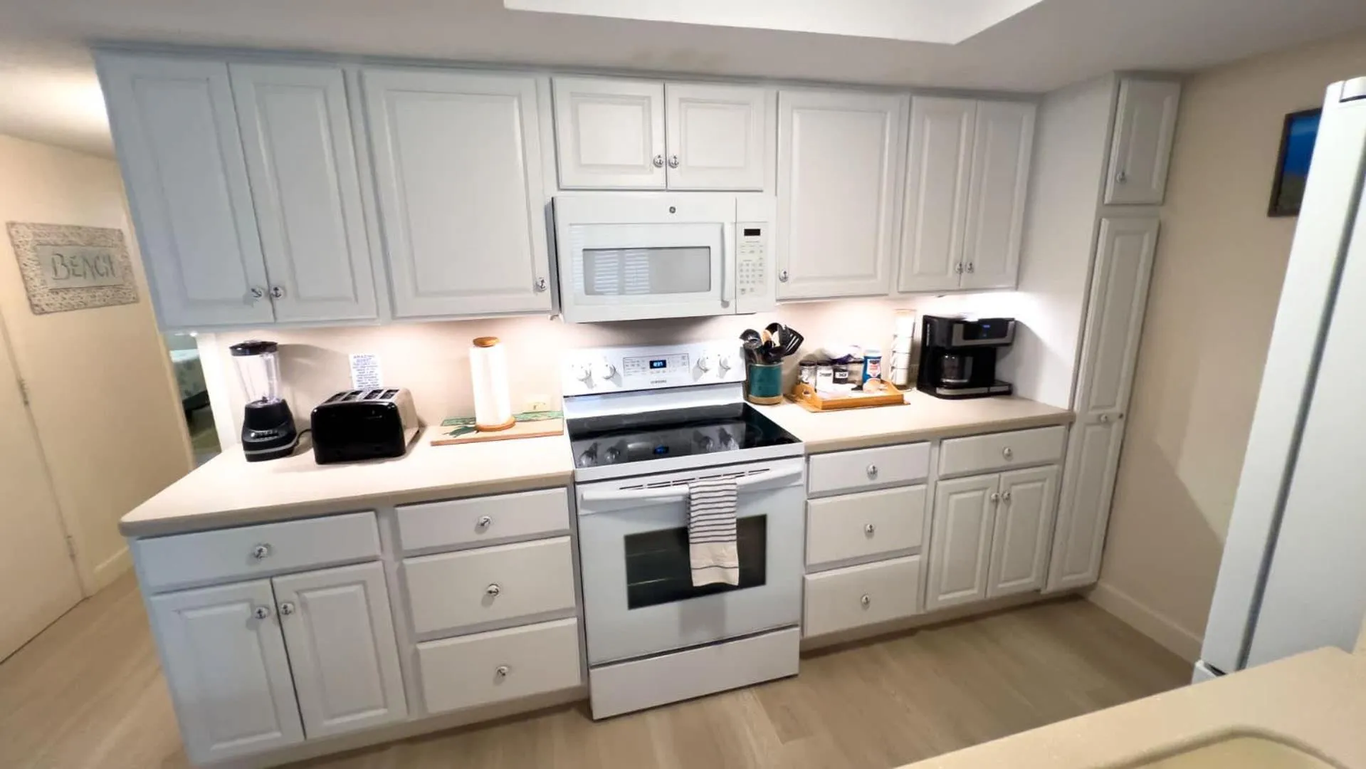 Kitchen or kitchenette in Villa del Sol - #205