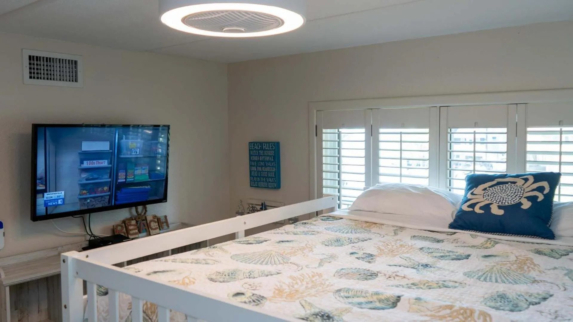 Bed in Villa del Sol - #205