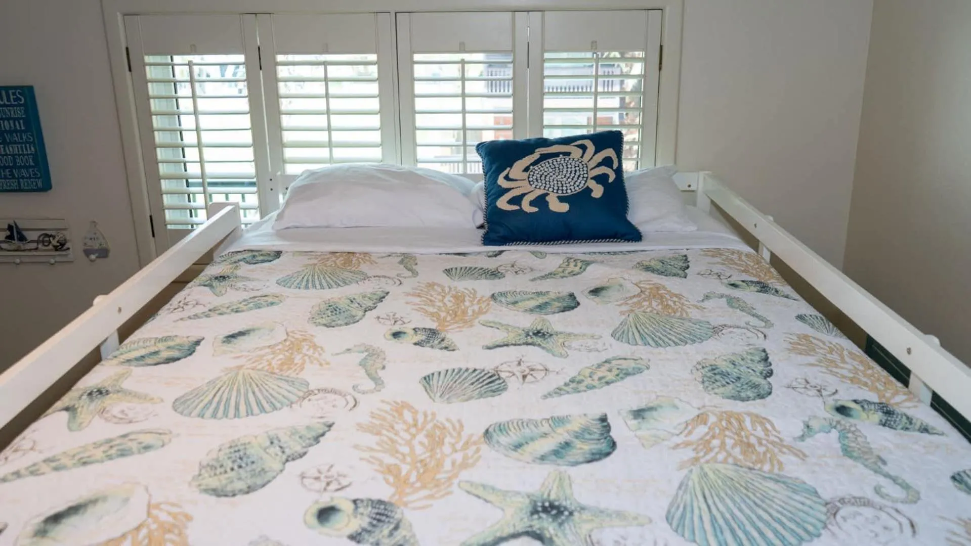 Bed in Villa del Sol - #205