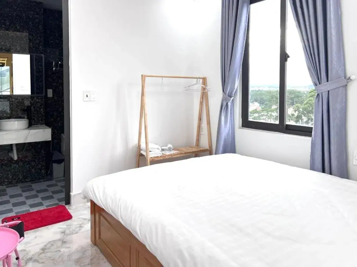 Bedroom, Bed in Ngoc Anh Hotel Da Lat Bedroom, Bed in Ngoc Anh Hotel Da Lat