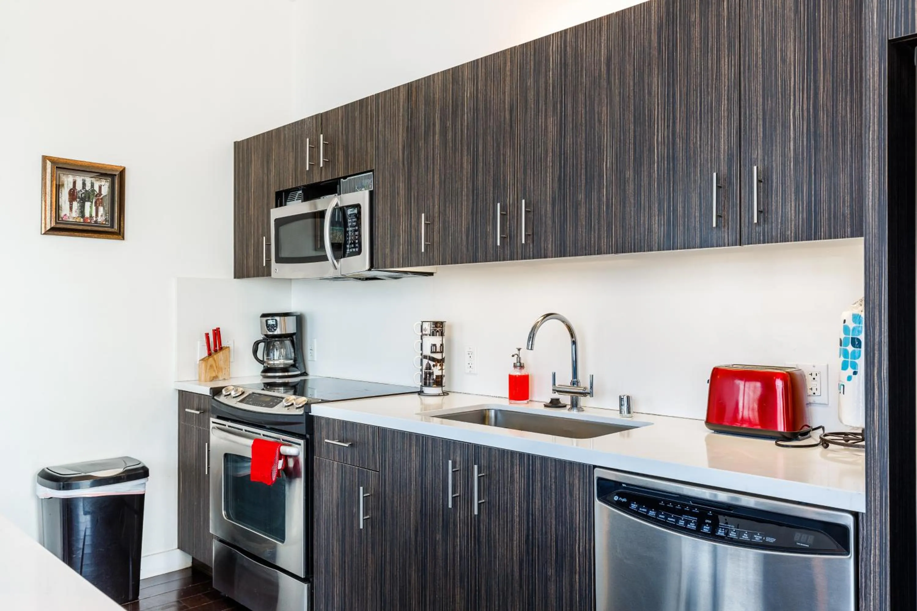 kitchen in Hollywood Furnished Apartments