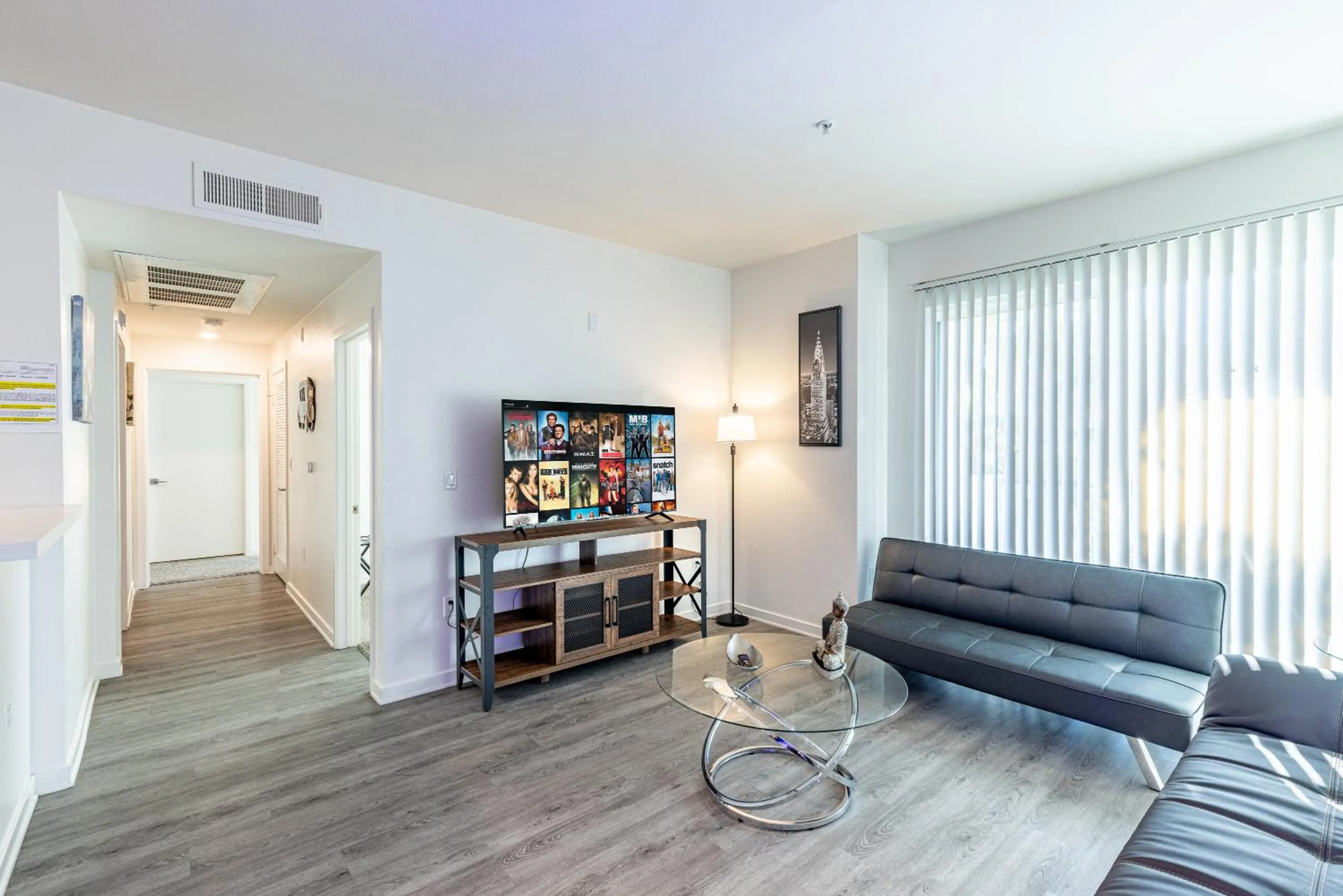 Living room in Hollywood Furnished Apartments