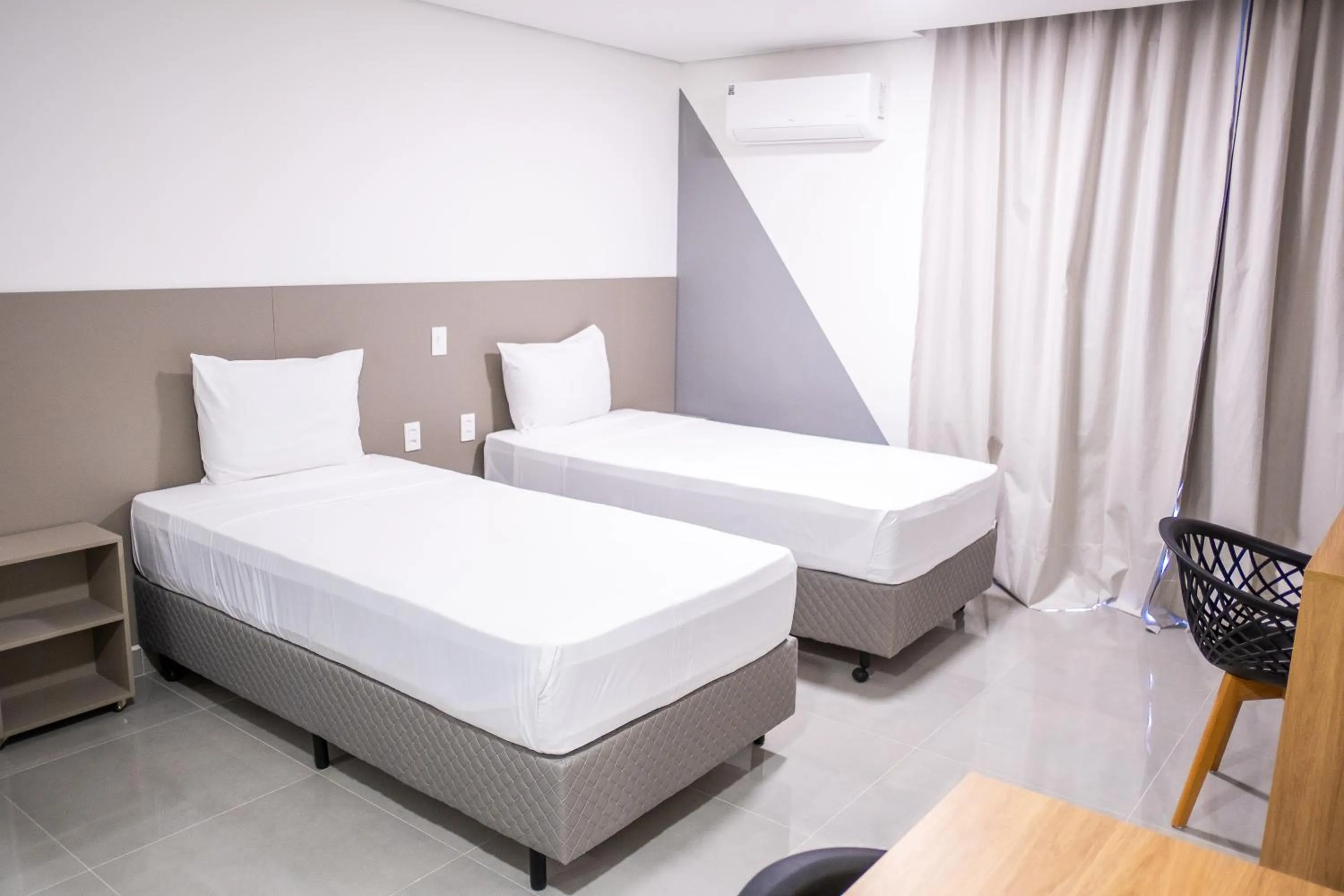 Twin Room - single occupancy - Disability Access in Slim Hotel Neo São Bernardo do Campo