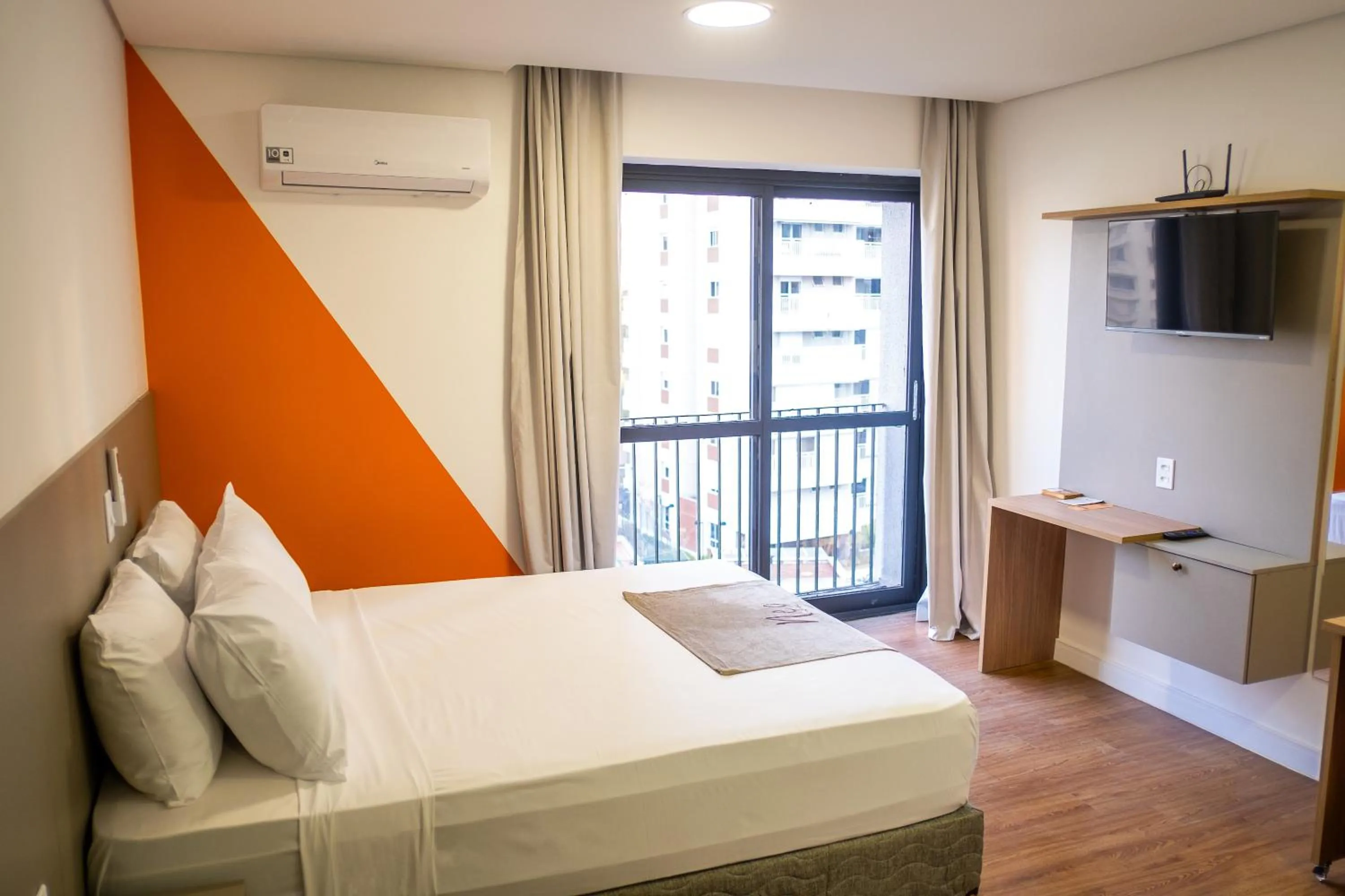 Queen Room - single occupancy - Disability Access in Slim Hotel Neo São Bernardo do Campo