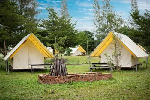 Phum Domnak Domrey Resort