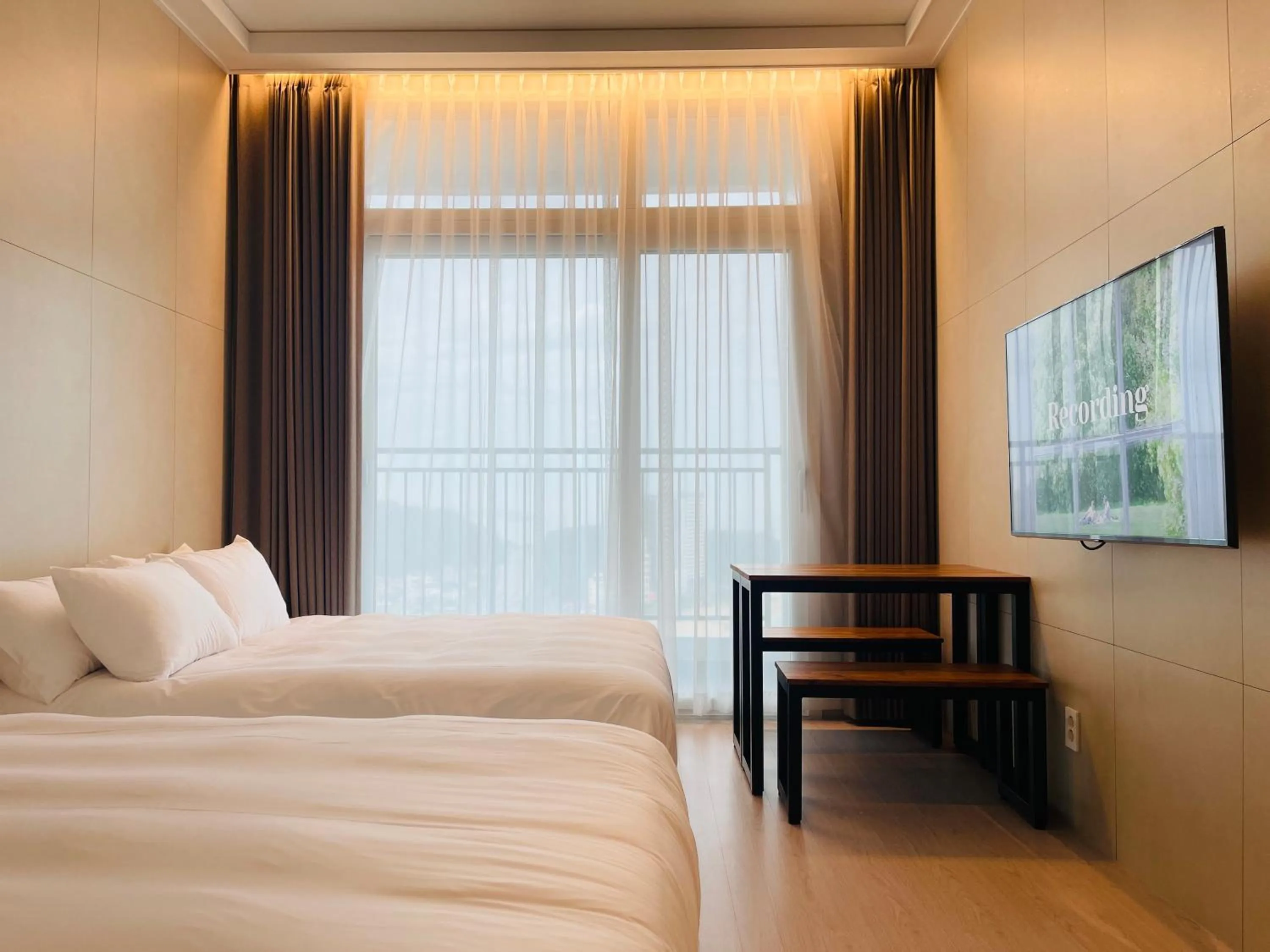 Bed in SurfResort INN-The City YangYang