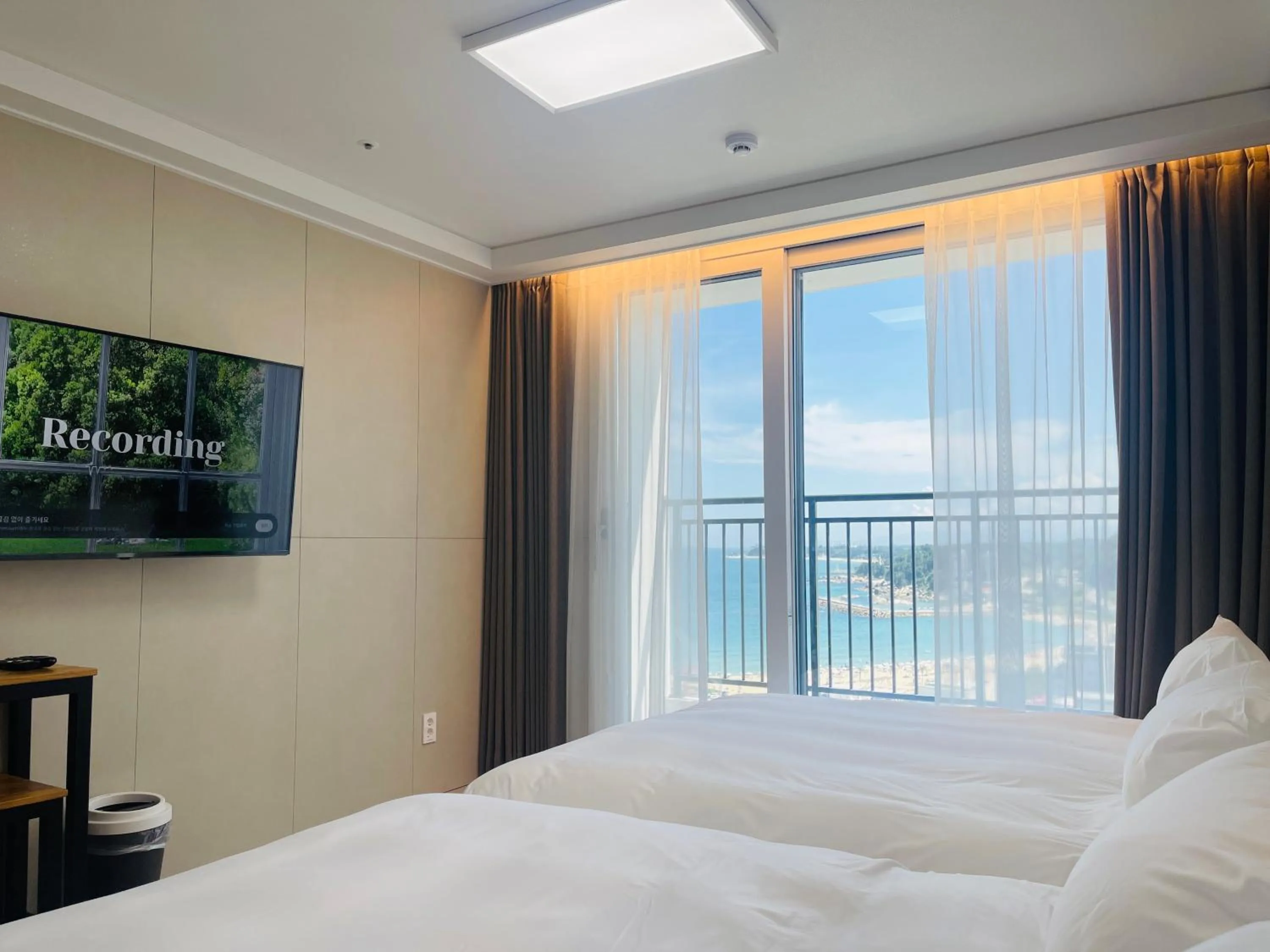 Bed in SurfResort INN-The City YangYang
