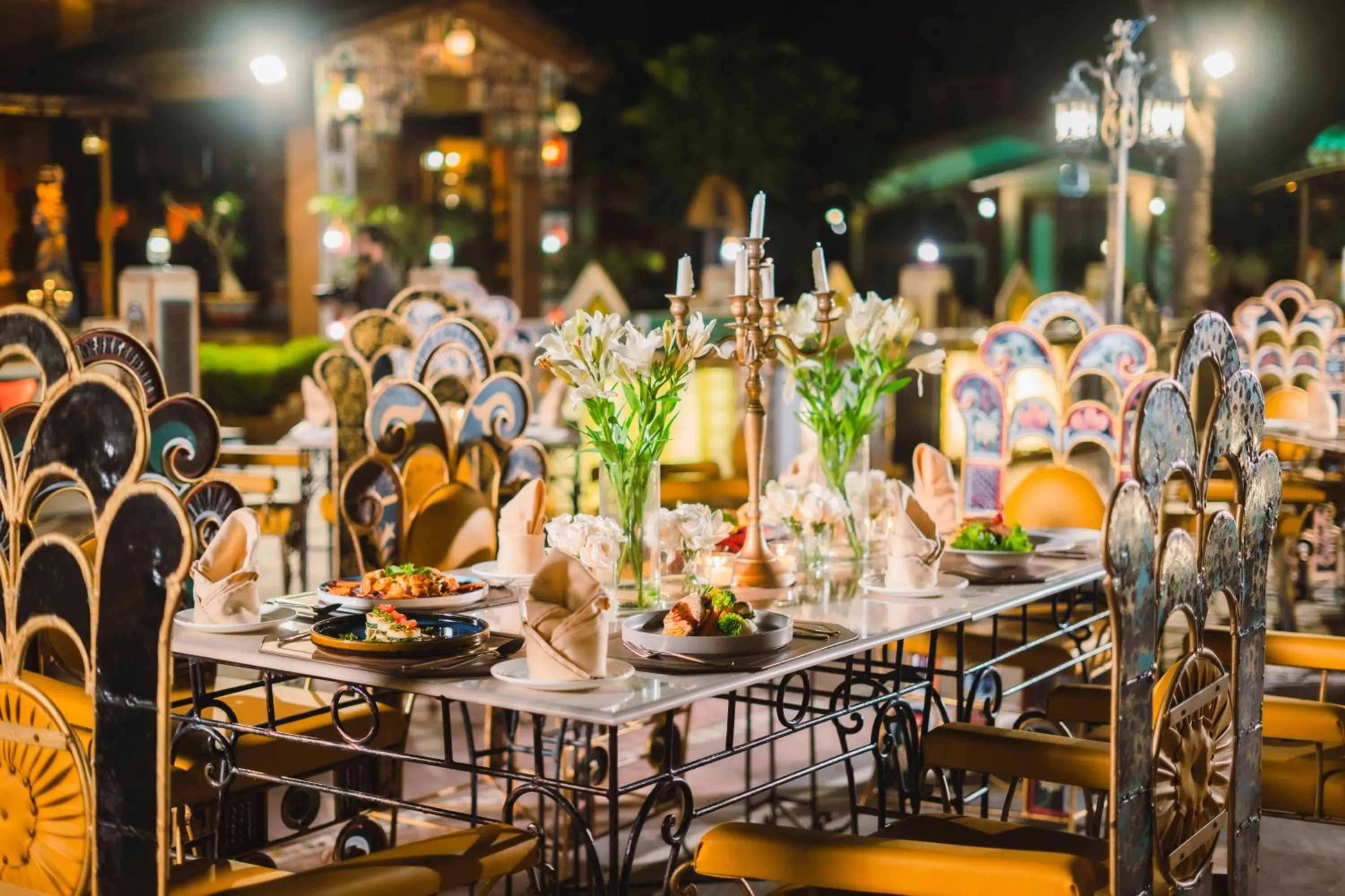 Restaurant/places to eat in Chokhi Dhani The Ethnic 5-Star Deluxe Resort