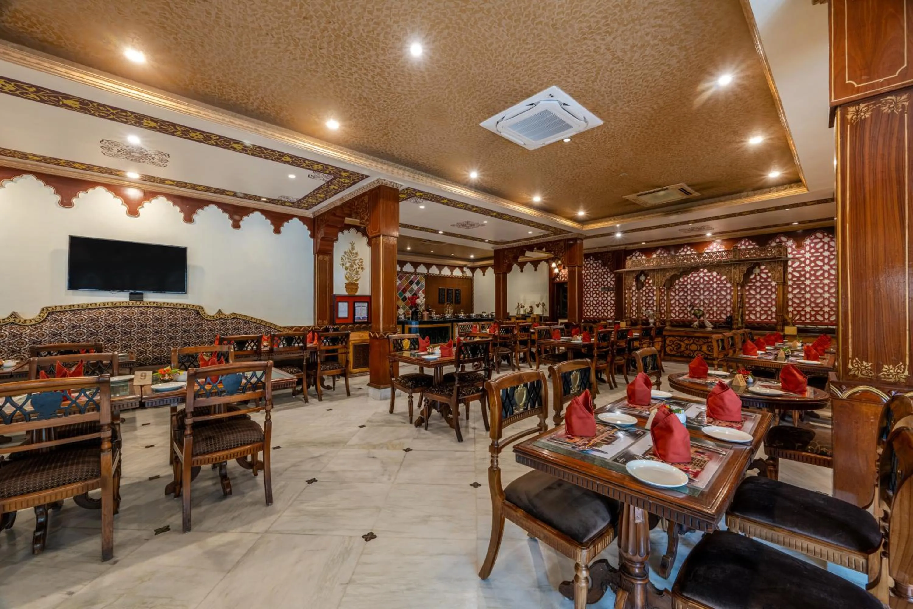 Restaurant/places to eat in Chokhi Dhani The Ethnic 5-Star Deluxe Resort