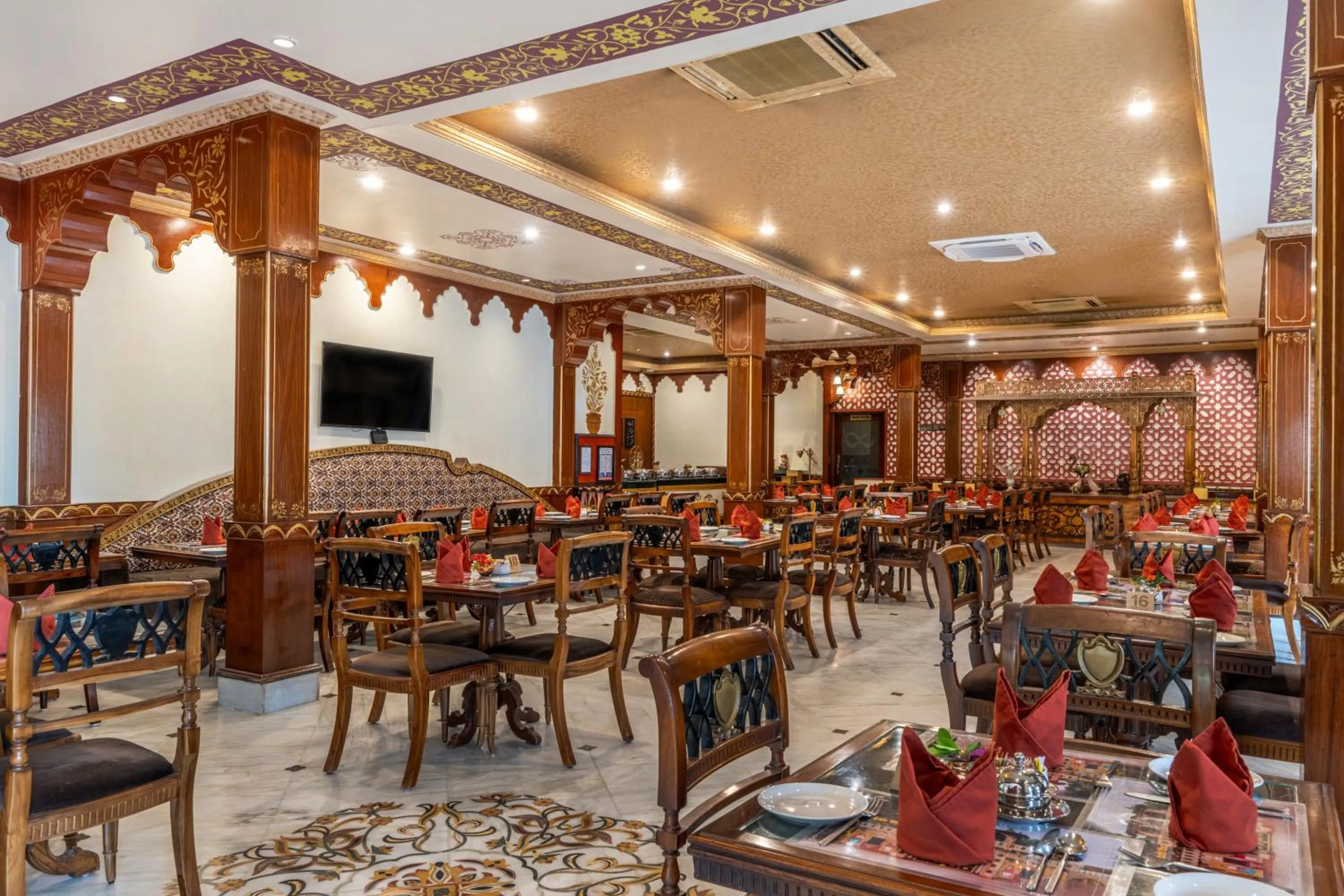 Restaurant/places to eat in Chokhi Dhani The Ethnic 5-Star Deluxe Resort