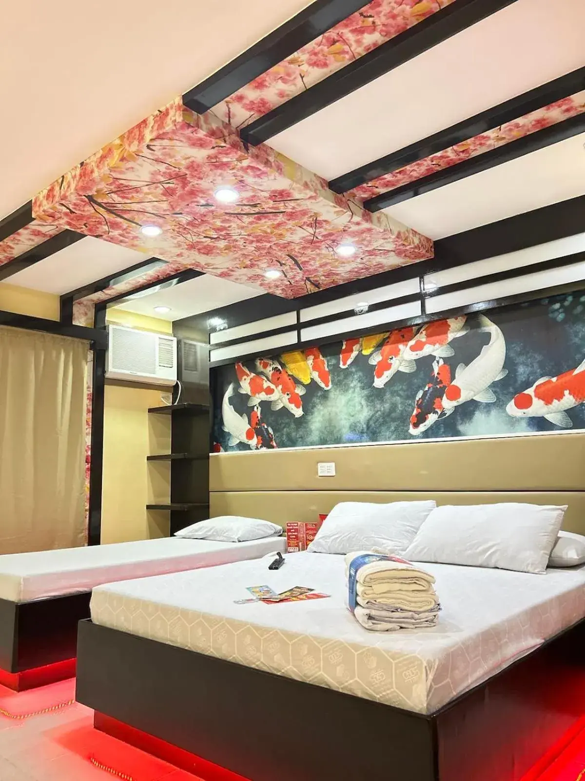 Bedroom, Bed in Hotel Sogo Timog Avenue Bedroom, Bed in Hotel Sogo Timog Avenue