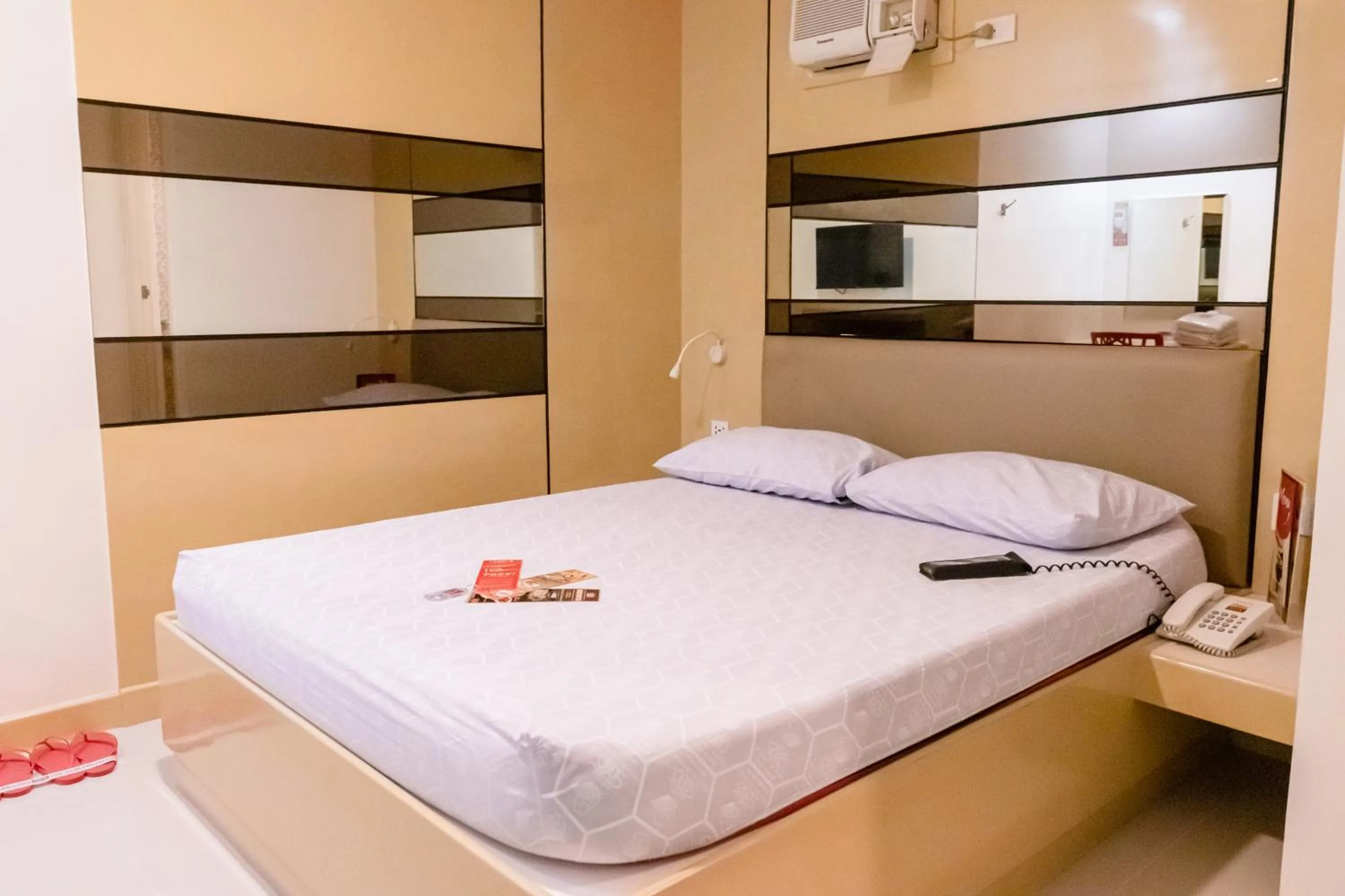 Photo of the whole room, Bed in Hotel Sogo Novaliches