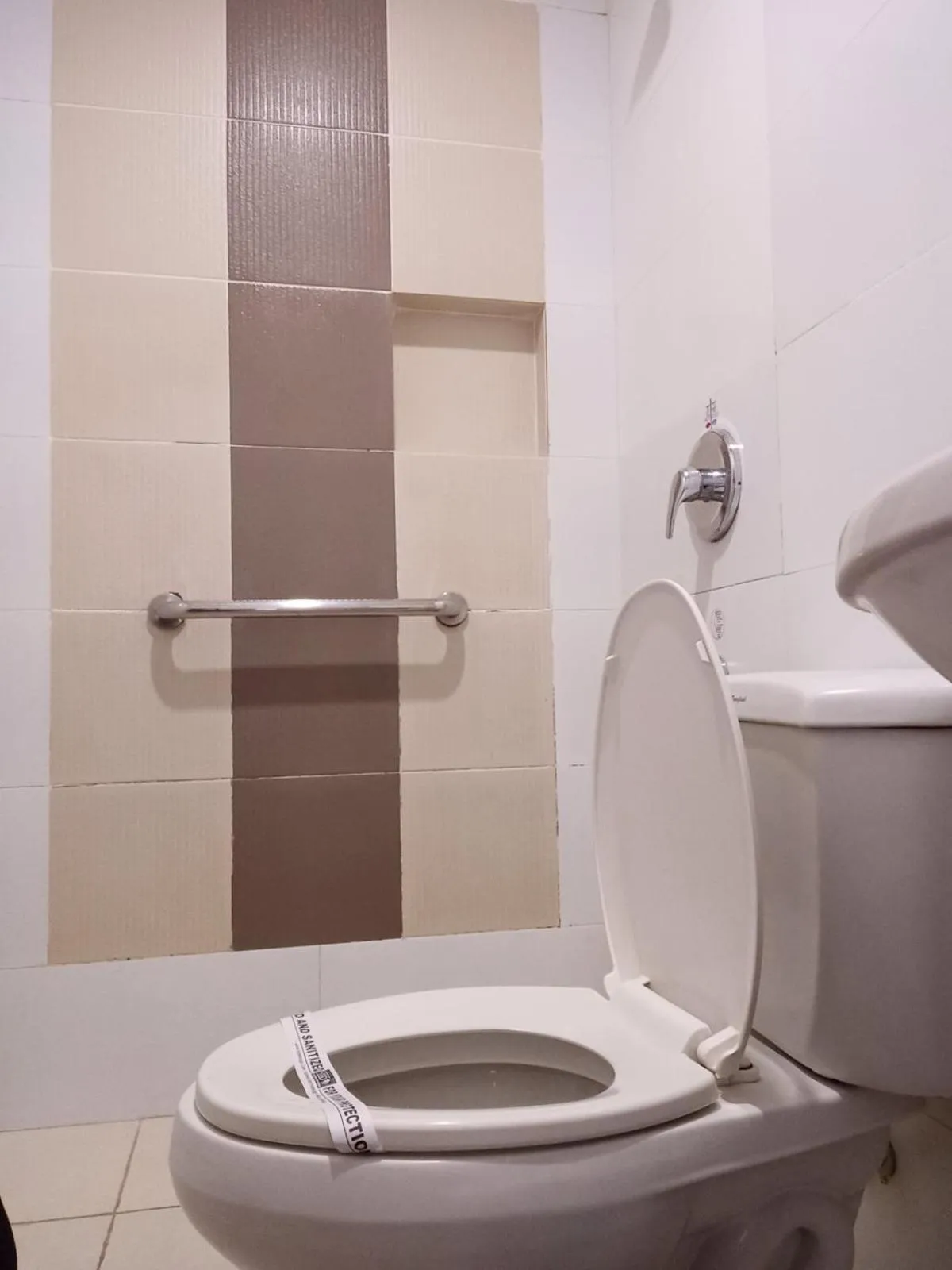 Bathroom in Hotel Sogo Edsa Caloocan