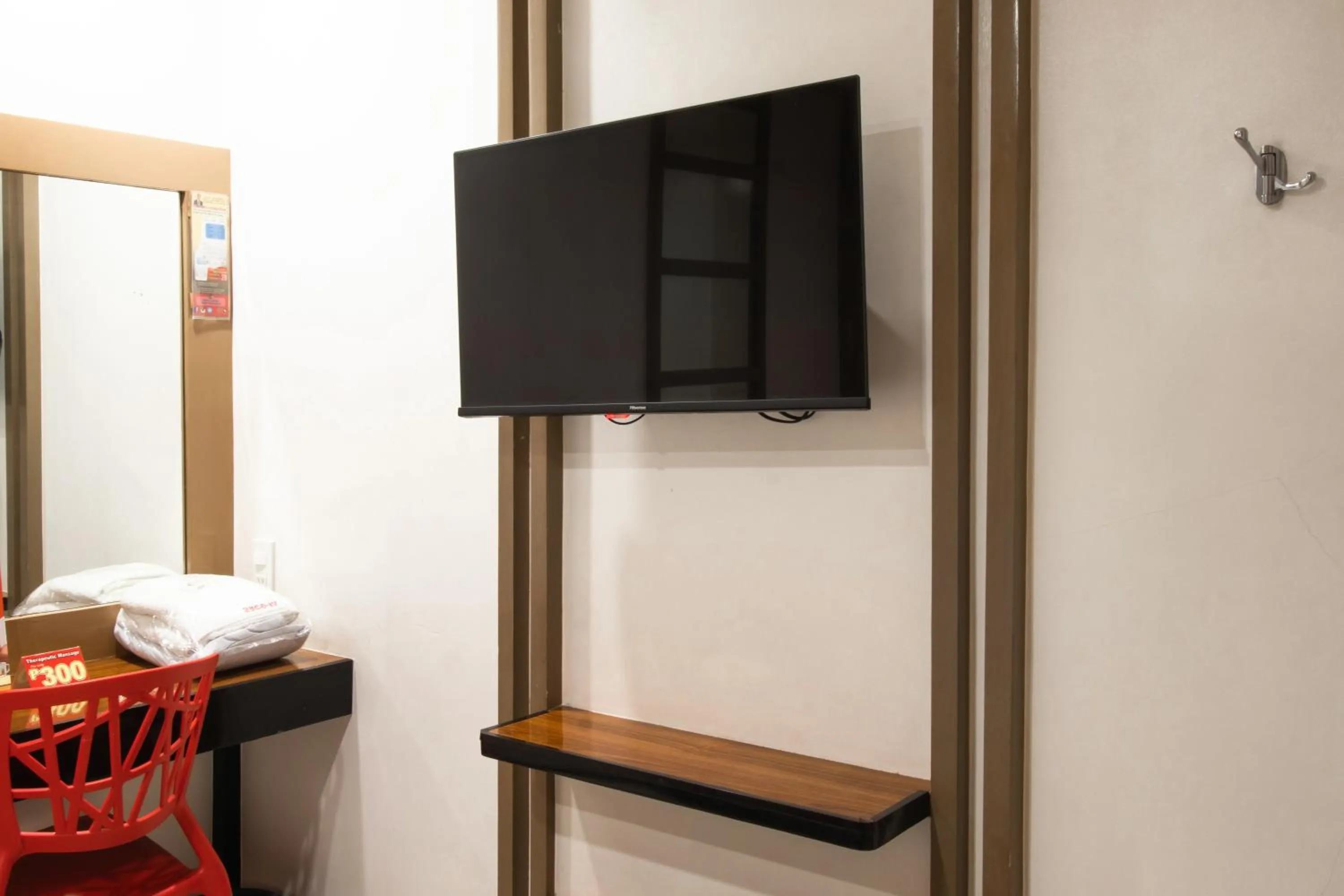 TV and multimedia in Hotel Sogo Santolan