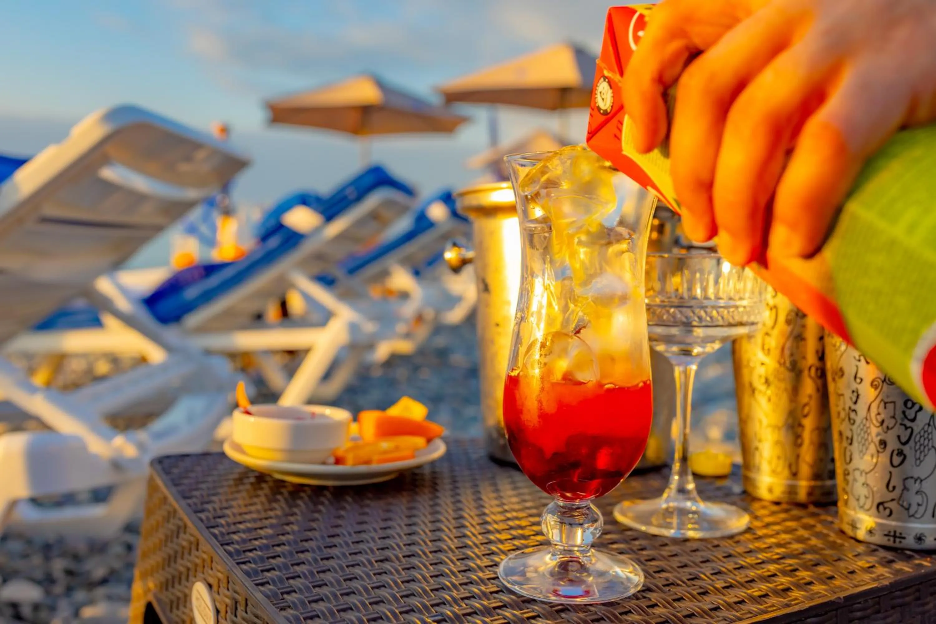 Beach in Sunshine Residence & Hotel