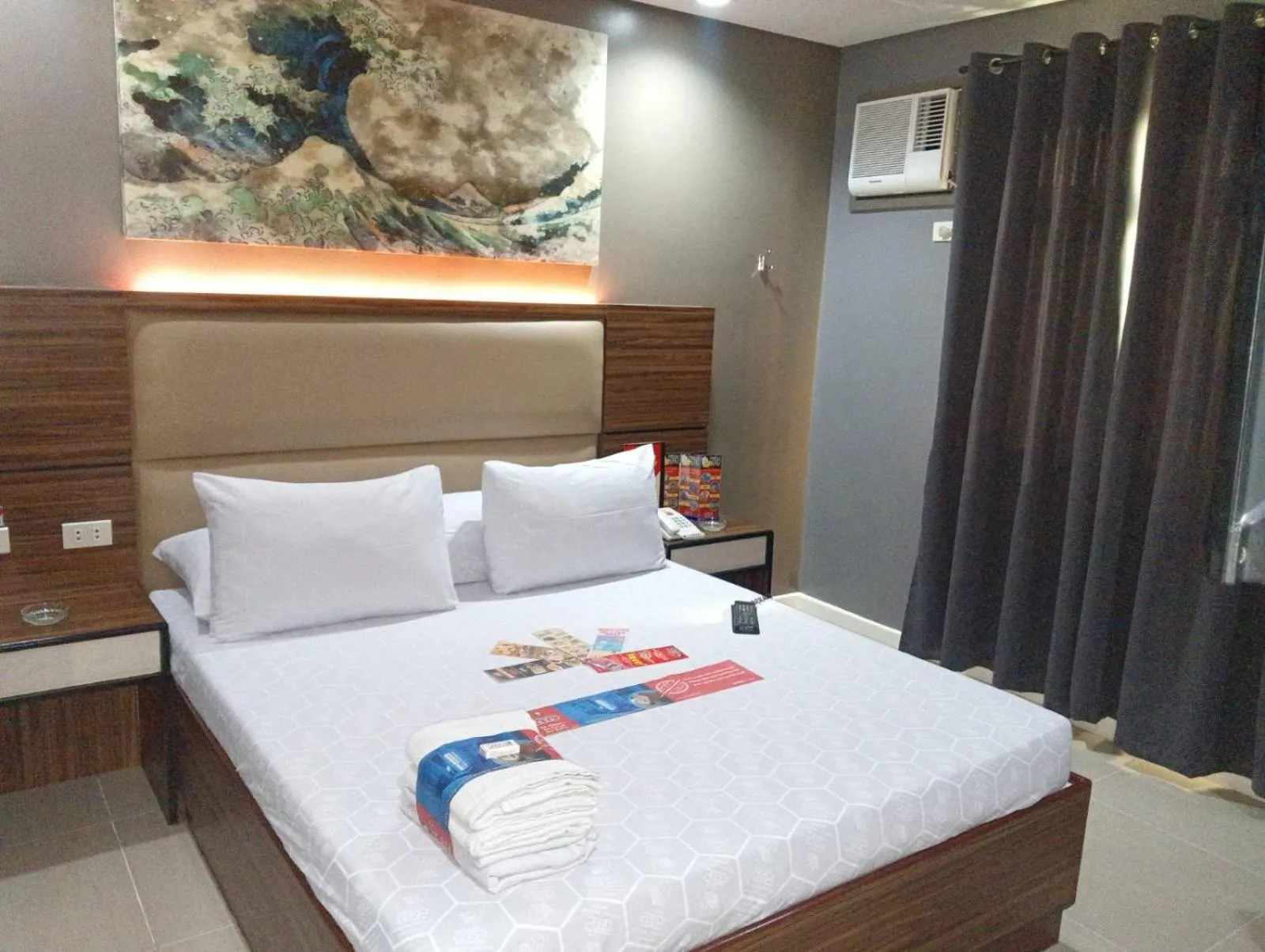 Bed in Hotel Sogo Mindanao Avenue