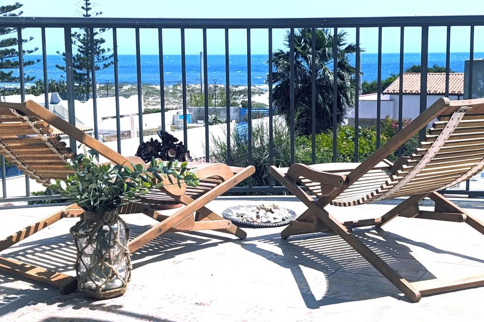 Spring in IL MELOGRANO RESIDENCE MARZAMEMI