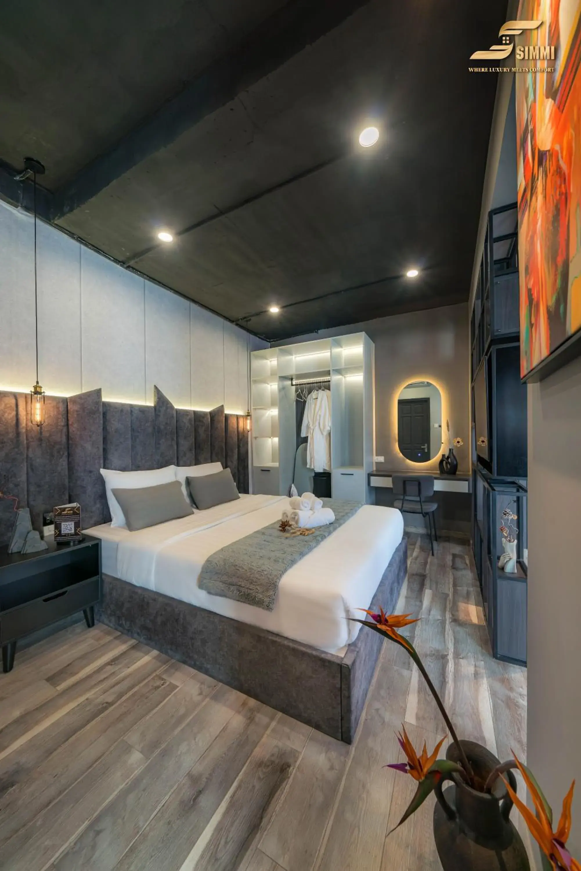 Deluxe Double Room with Bath in Simmi Signature Hotel & Apartment Deluxe Double Room with Bath in Simmi Signature Hotel & Apartment