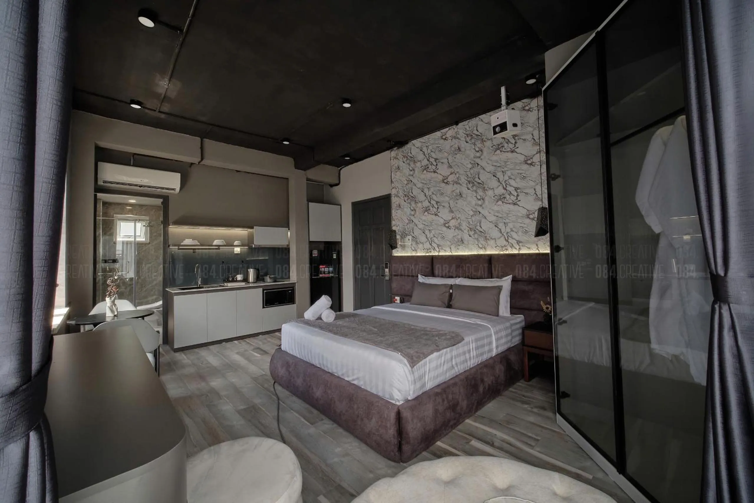 Bed in Simmi Signature Hotel & Apartment