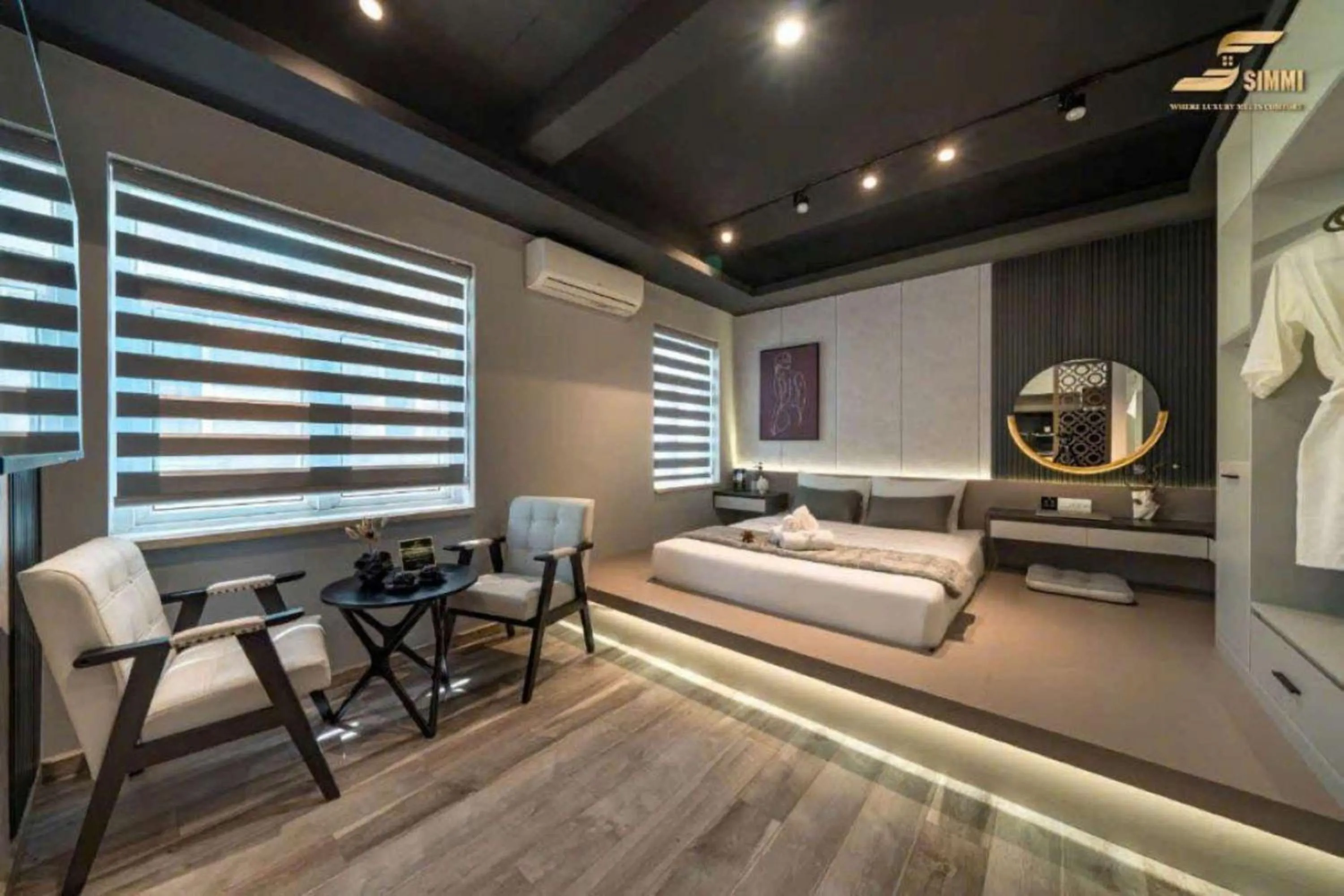 Photo of the whole room, Bed in Simmi Signature Hotel & Apartment