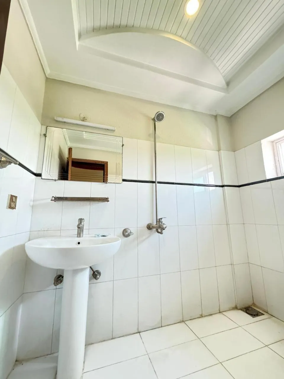 Shower in Atlas Gold Hotel