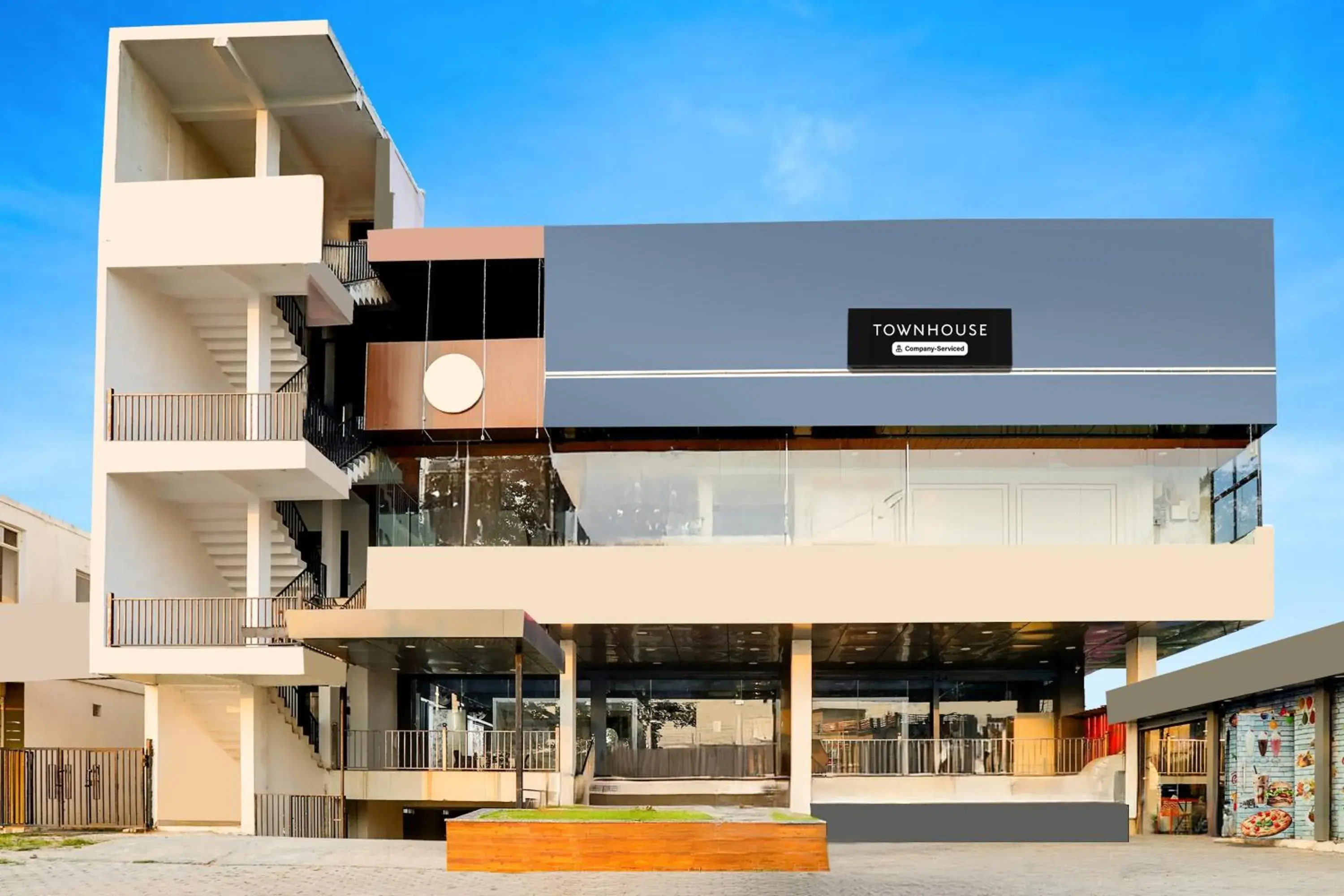 Facade/entrance in Super Townhouse Kathgharia Chowk Facade/entrance in Super Townhouse Kathgharia Chowk