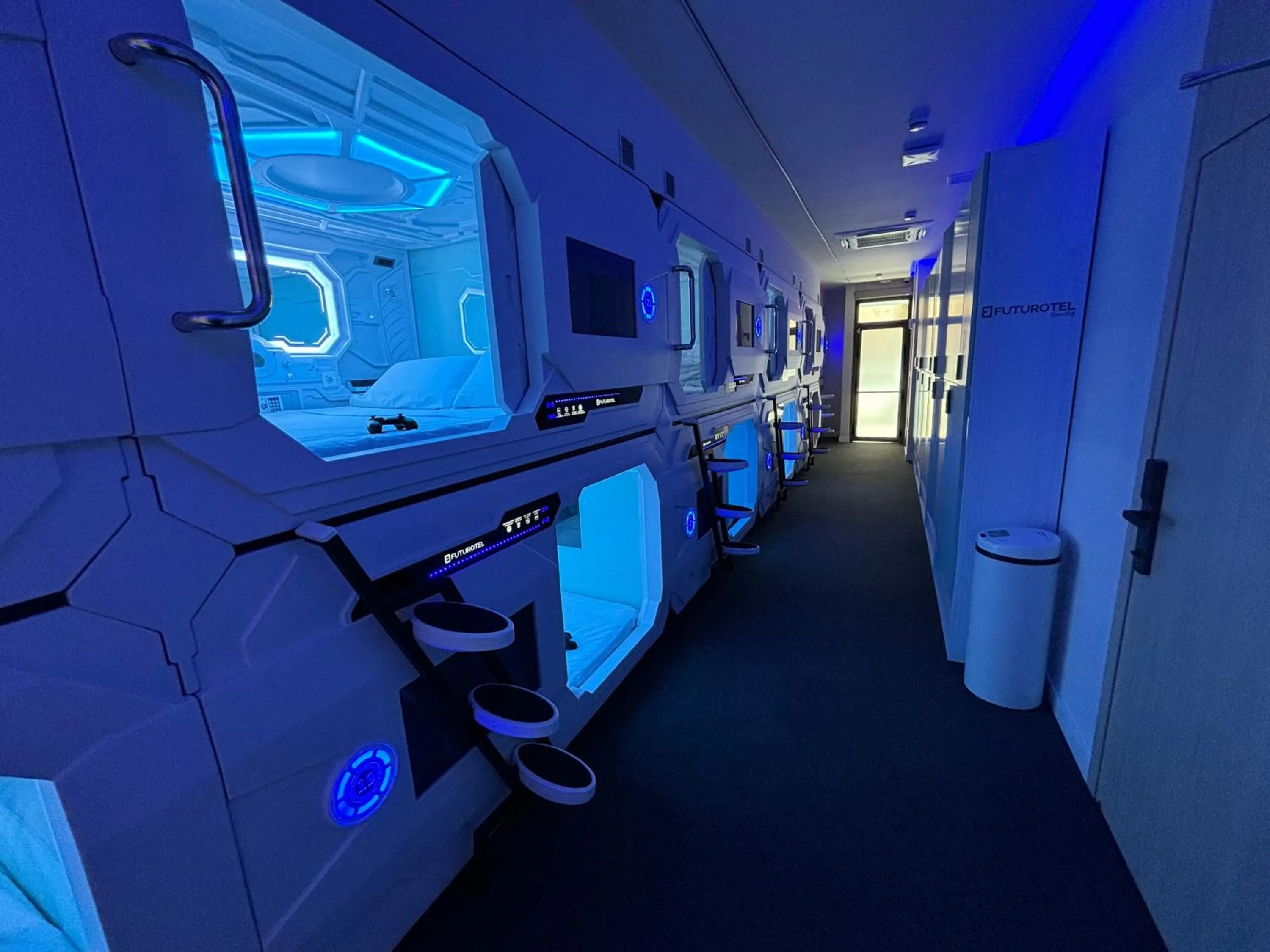 Bed in Futurotel Sevilla