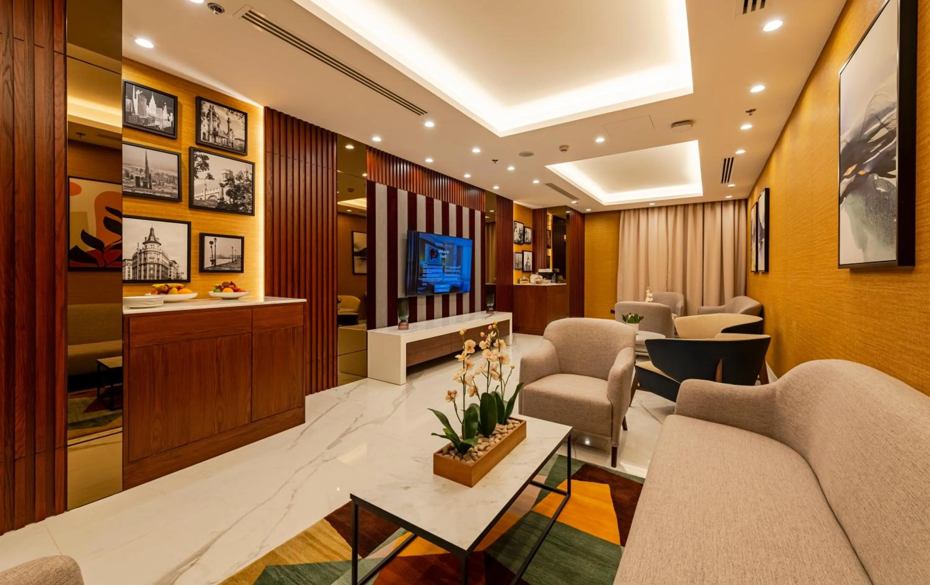 Lounge or bar in Millennium Al Masar