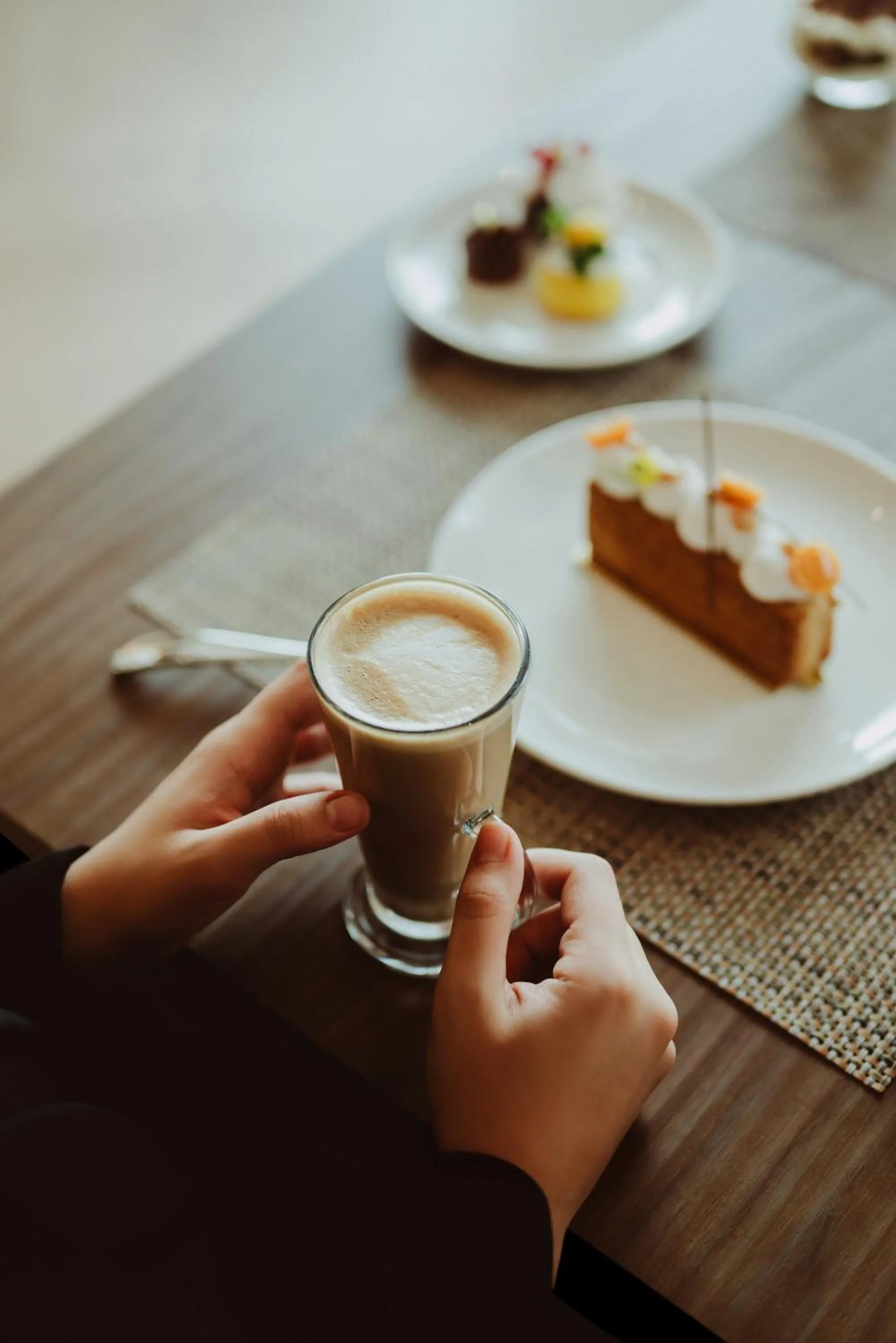 Restaurant/places to eat in Millennium Al Masar