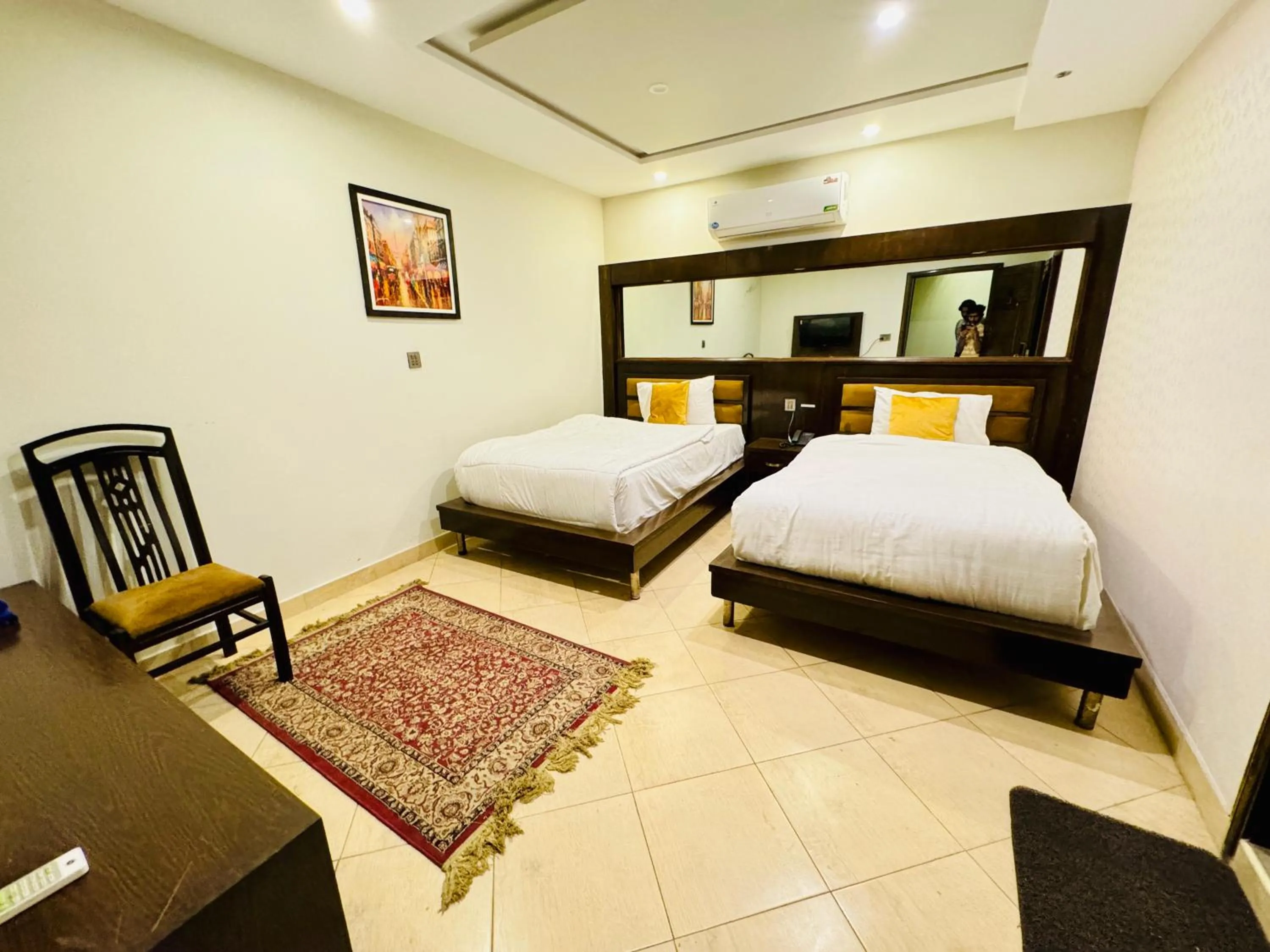 Bed in Bling International Hotel Multan