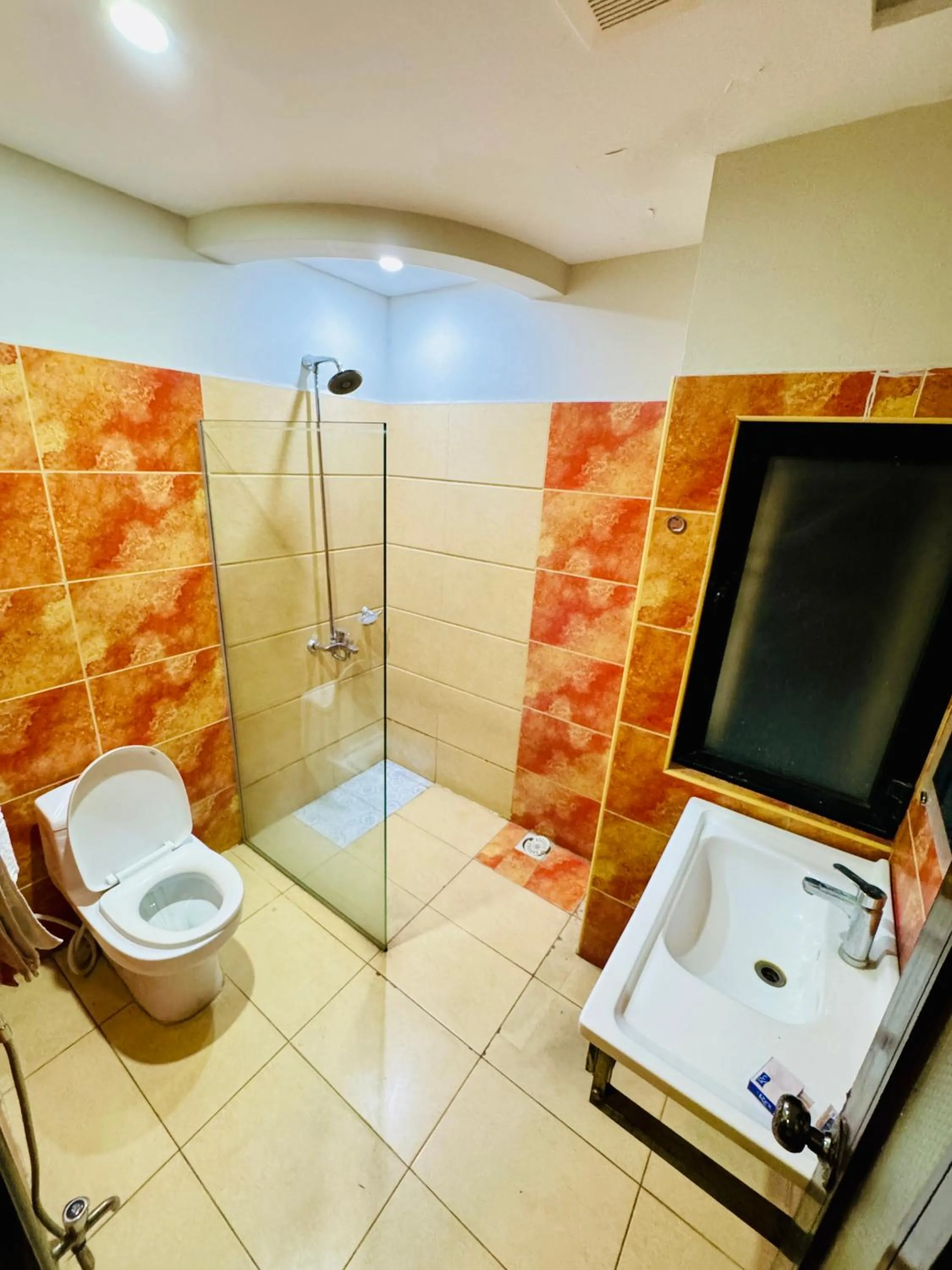 Bling International Hotel Multan