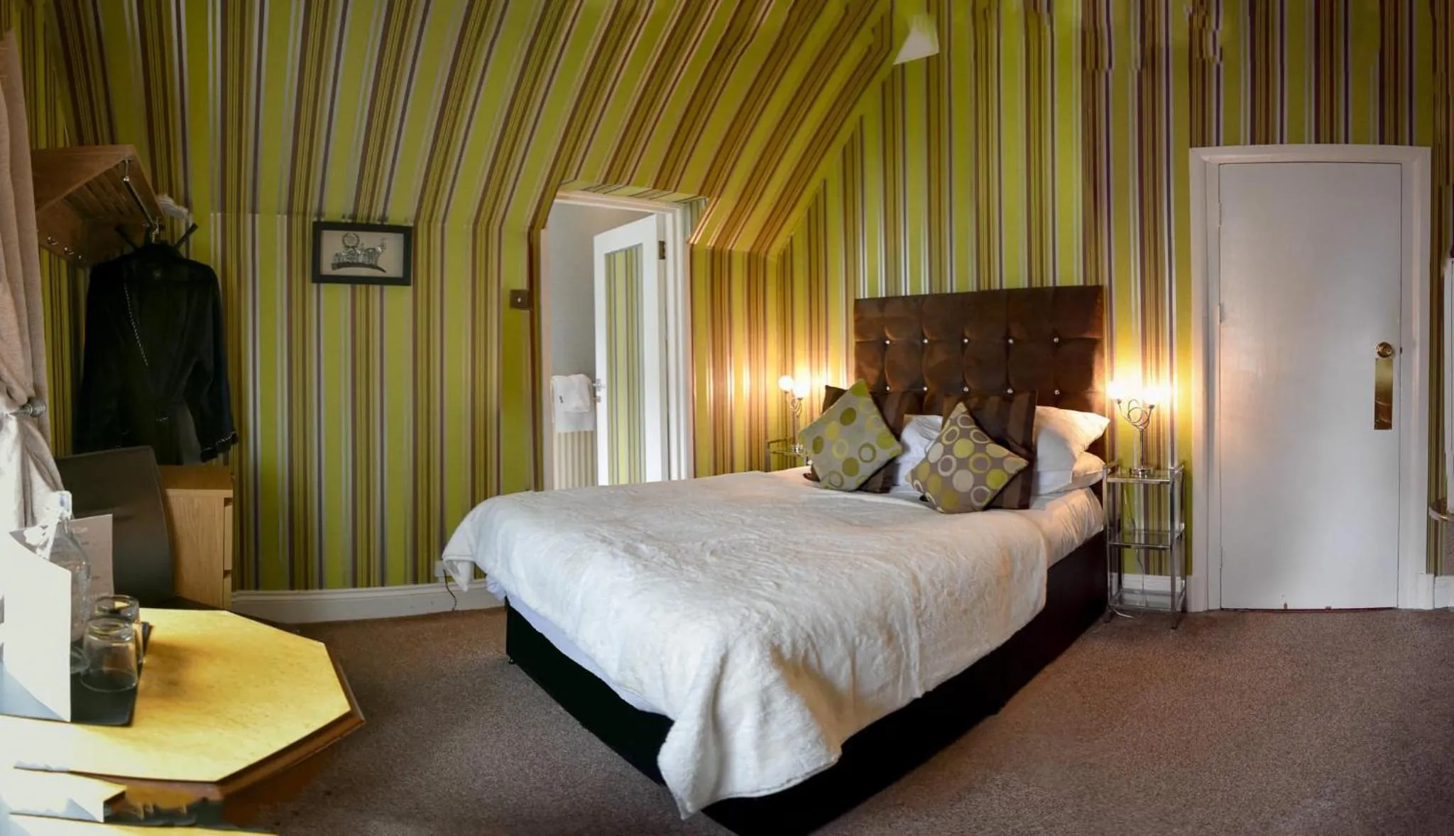 Basic Double Room in The Hotel Commodore