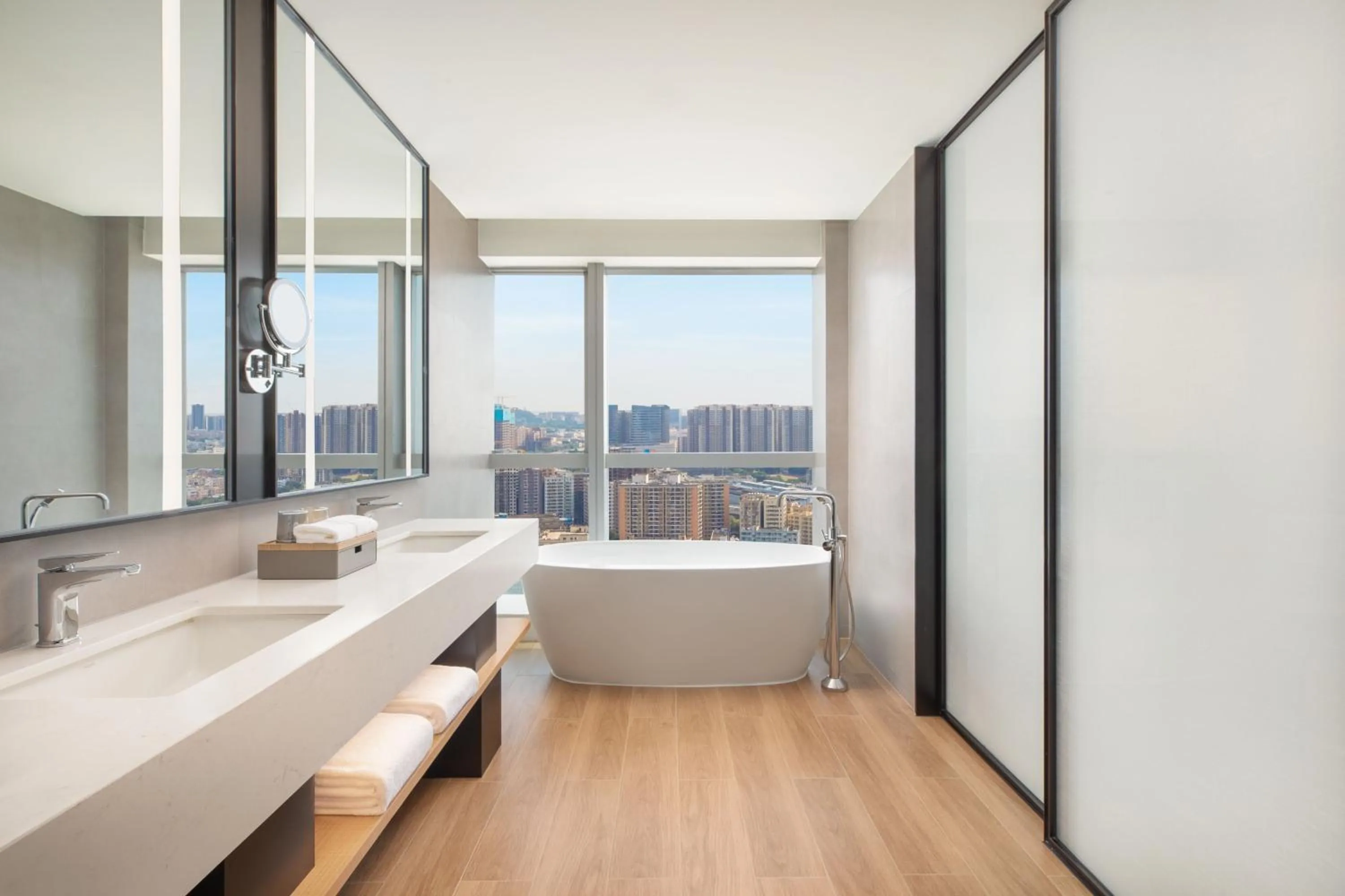 Bathroom, Bed in Fairfield by Marriott Shenzhen Bao'an