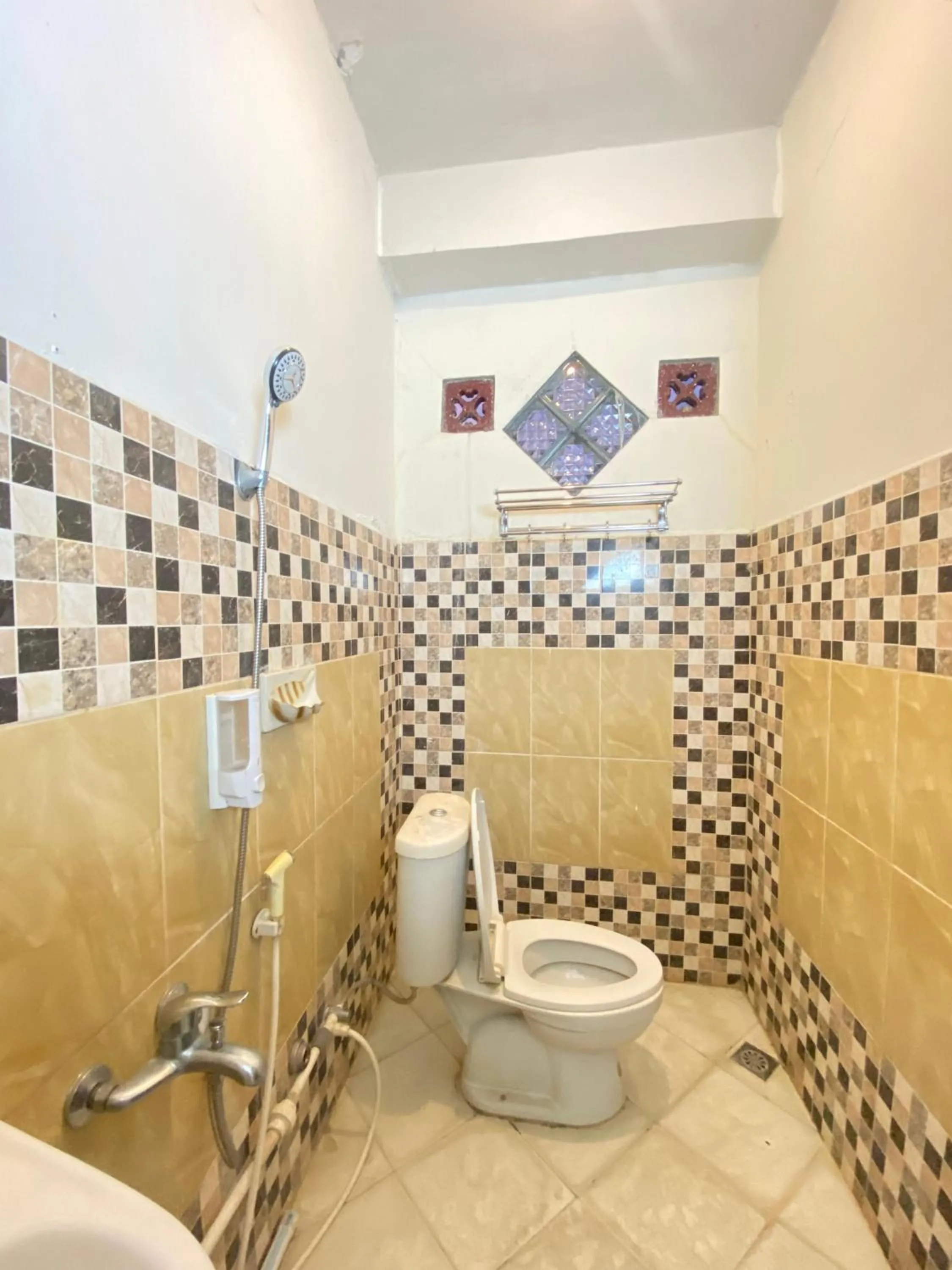 Bathroom in New Wijaya Hotel