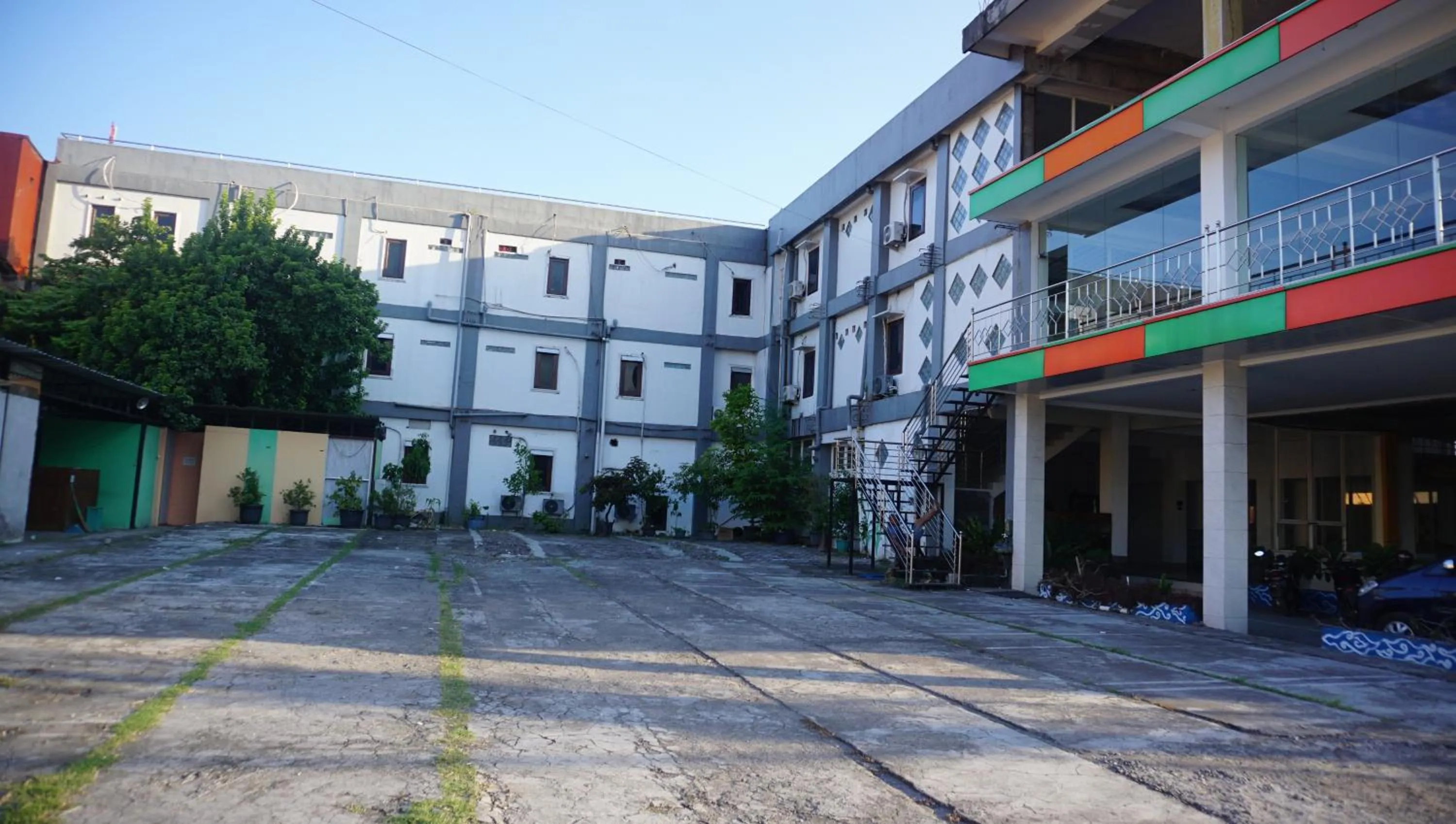 Neighbourhood in New Wijaya Hotel