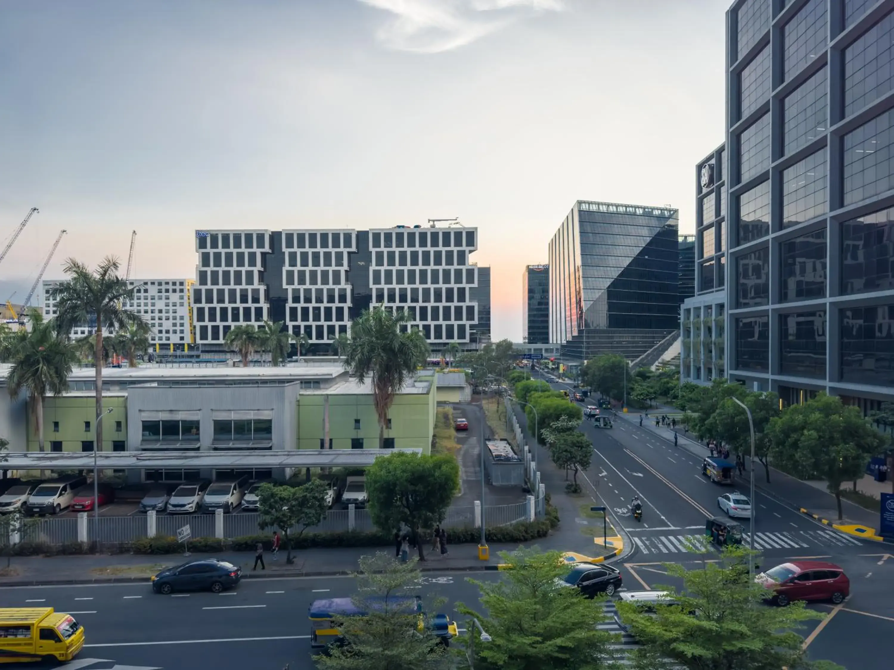 City view in GemstoneBR in SMDC Shore Residences City view in GemstoneBR in SMDC Shore Residences