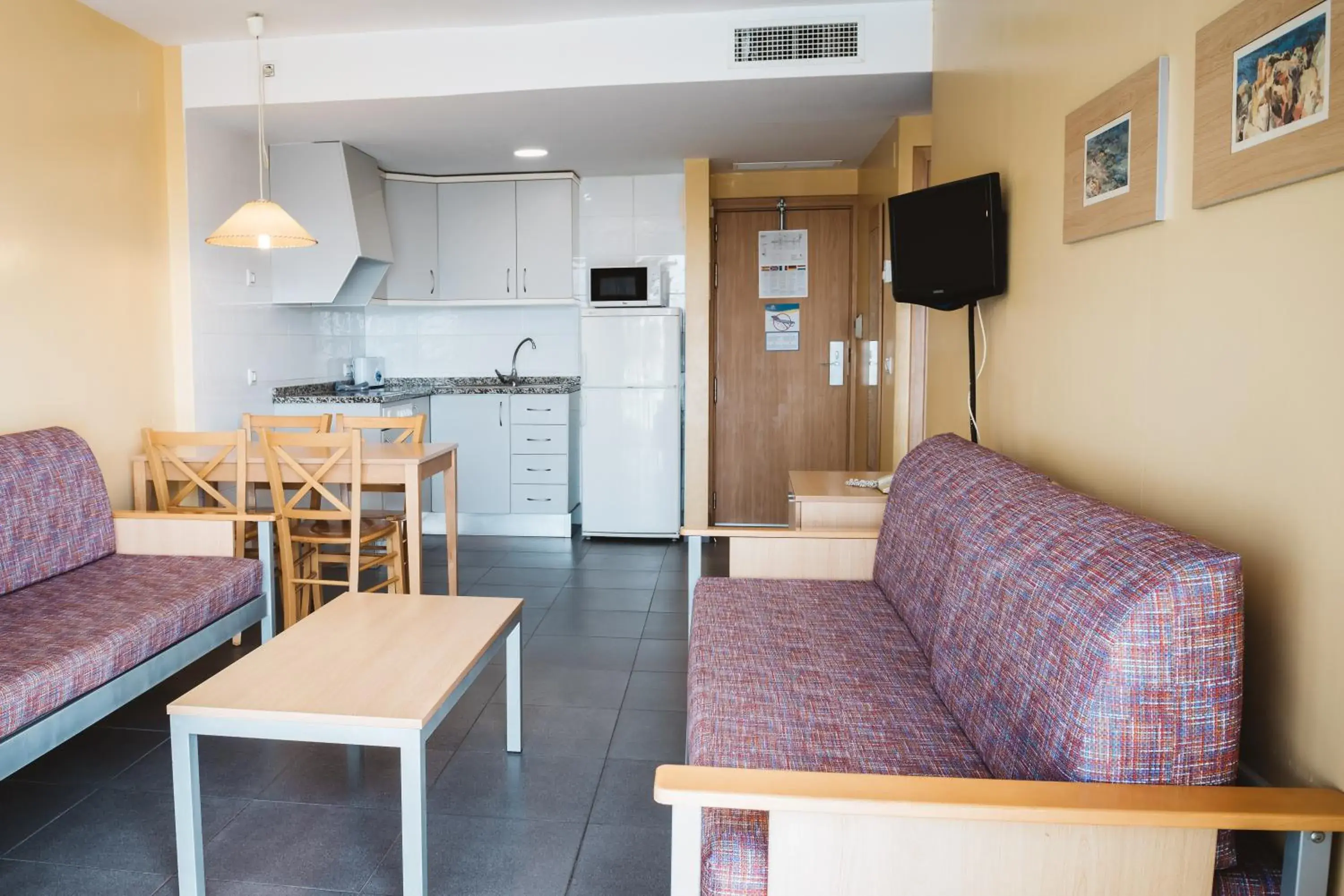 Living room in Apartamentos Turisticos Terralta Living room in Apartamentos Turisticos Terralta