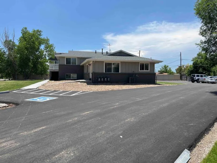 Spacious Westminster 2bd/1ba