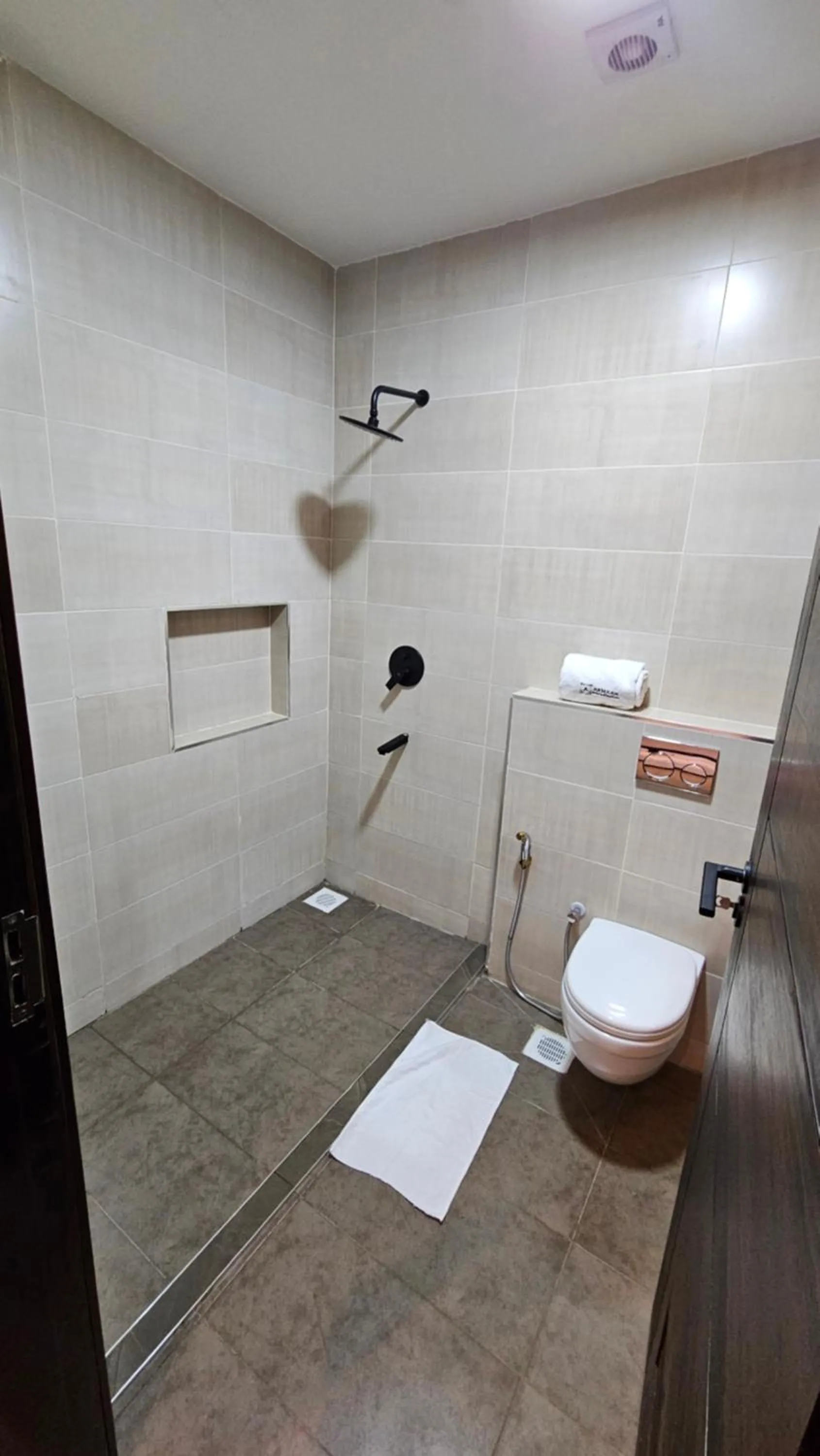 Toilet in The Ivory Hotel