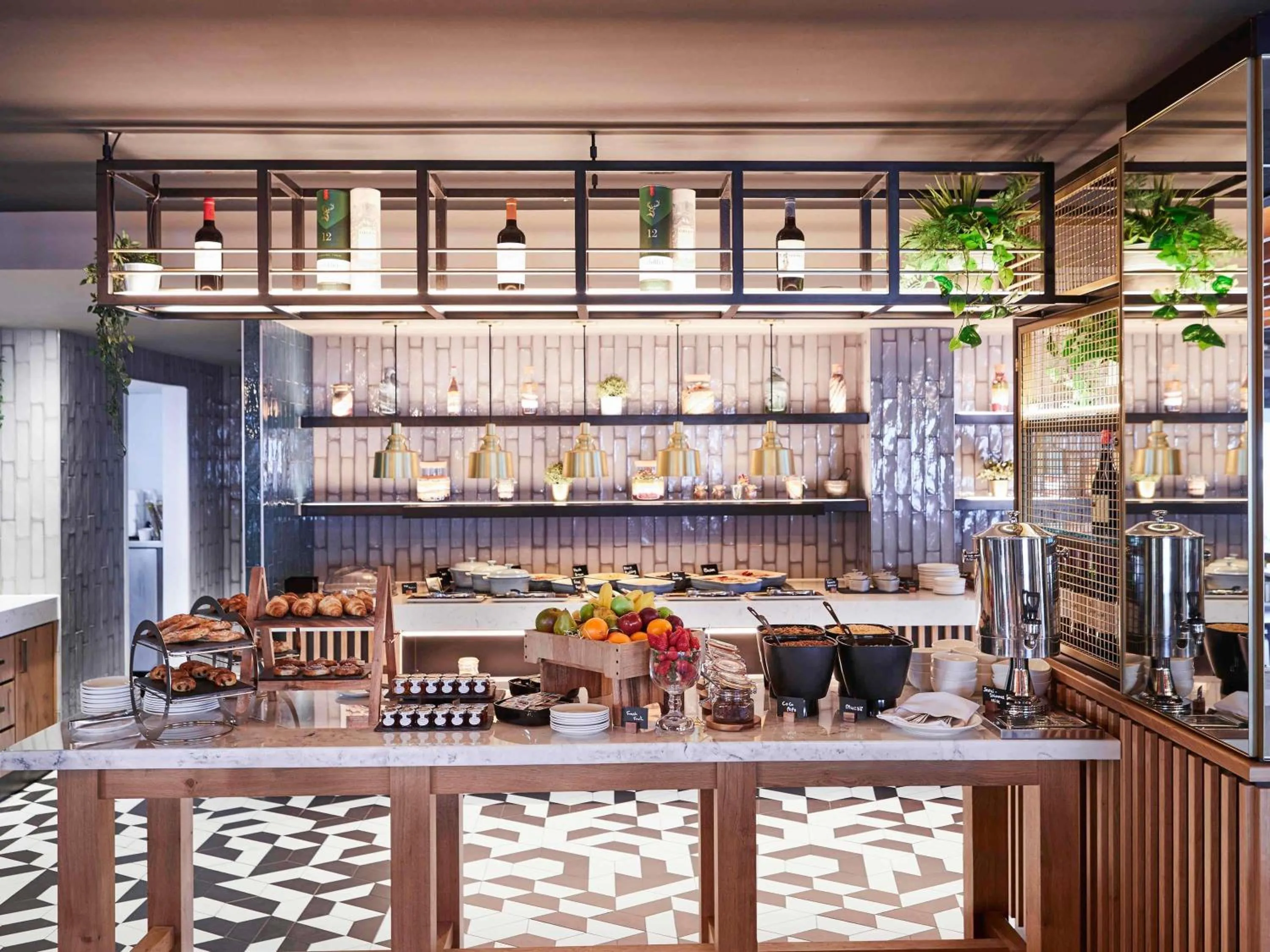 Breakfast in Novotel Birmingham Airport Terminal Building - NEC