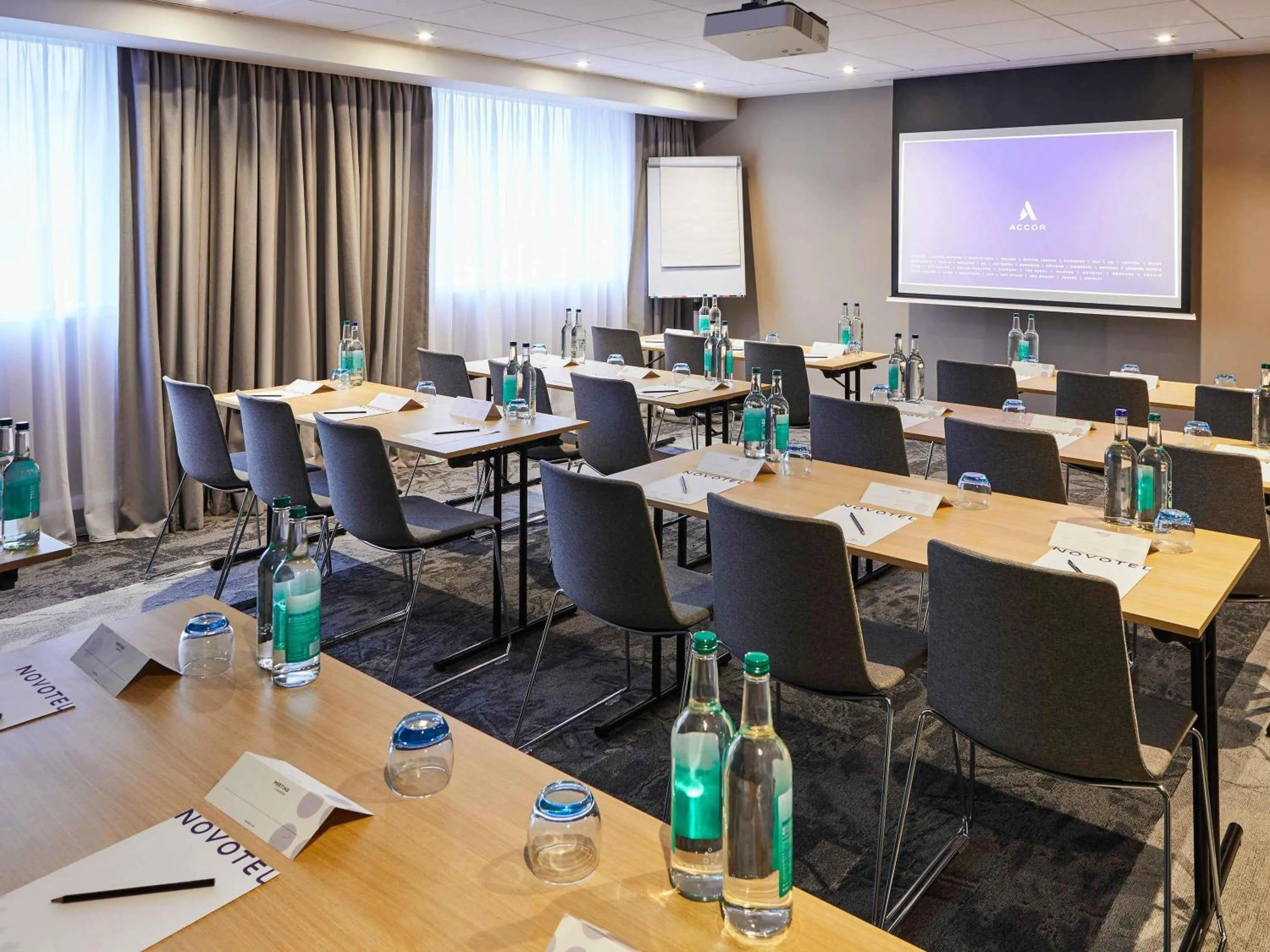 Meeting/conference room in Novotel Birmingham Airport Terminal Building - NEC