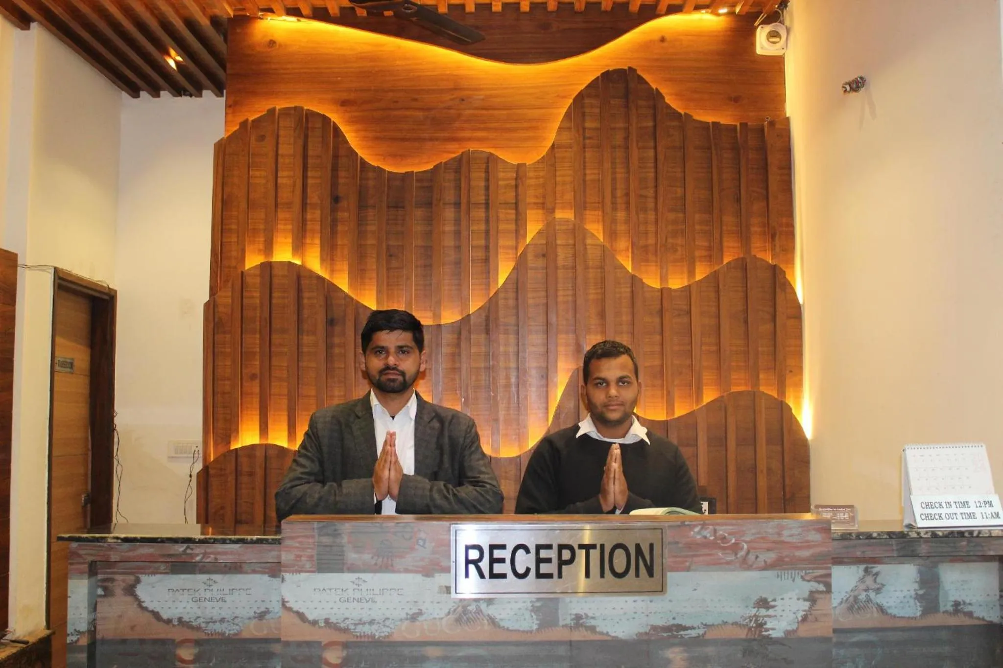 Lobby or reception in Hotel Lake View - Near Sukhna Lake