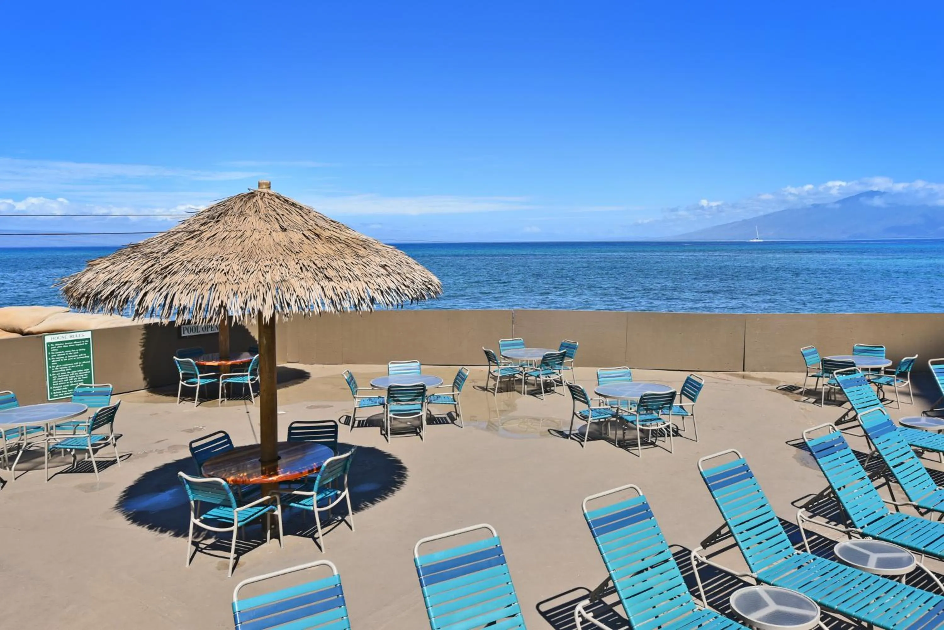 Property building in Royal Kahana