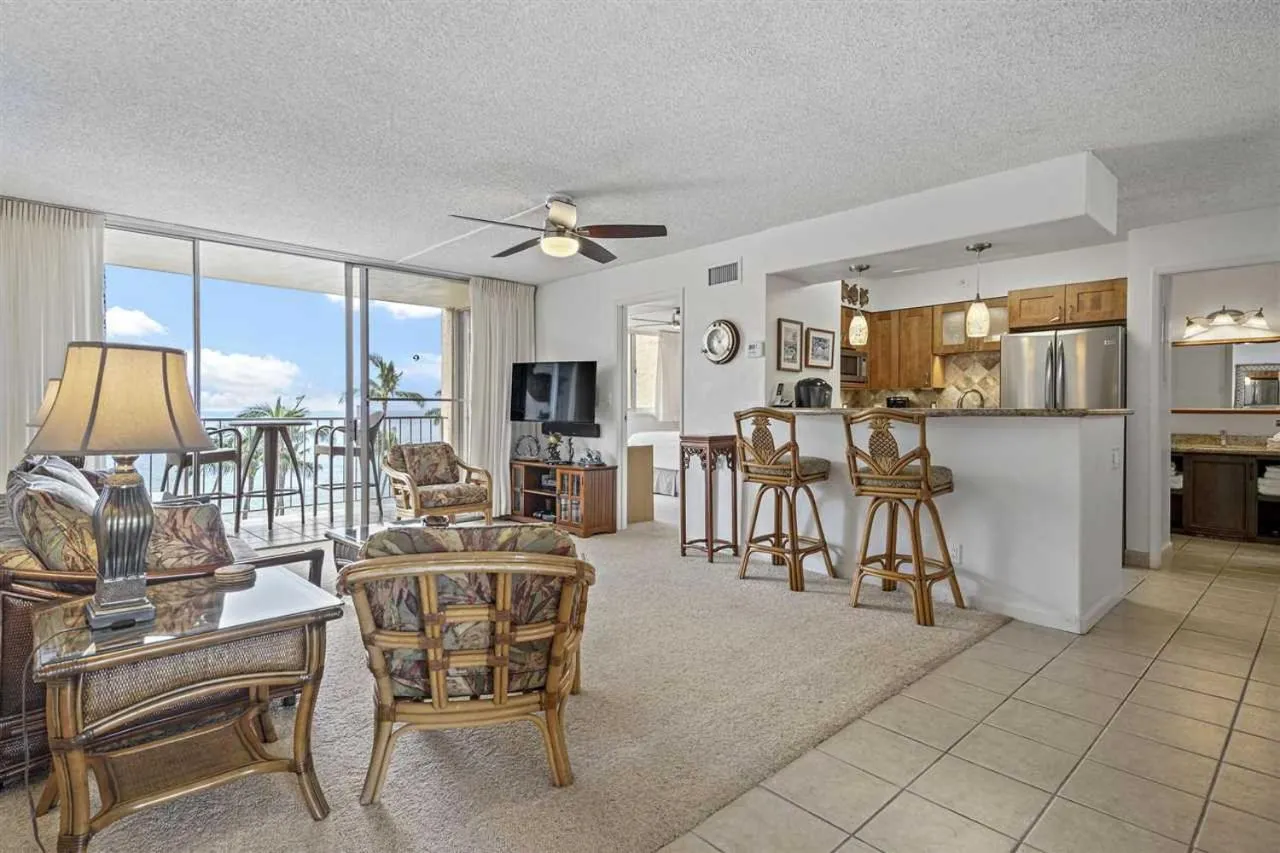 Property building in Royal Kahana