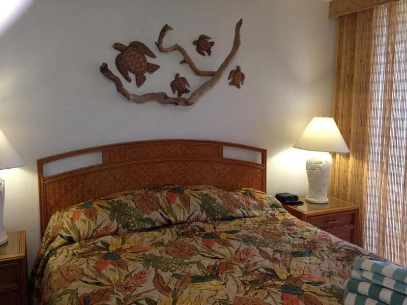 Property building, Bed in Royal Kahana
