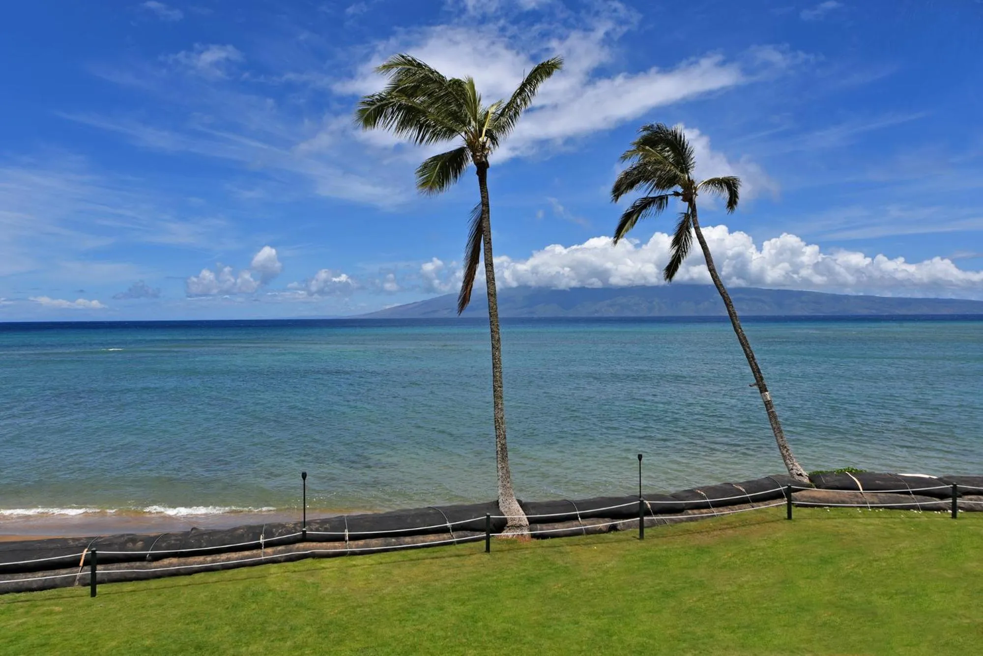 Property building in Royal Kahana