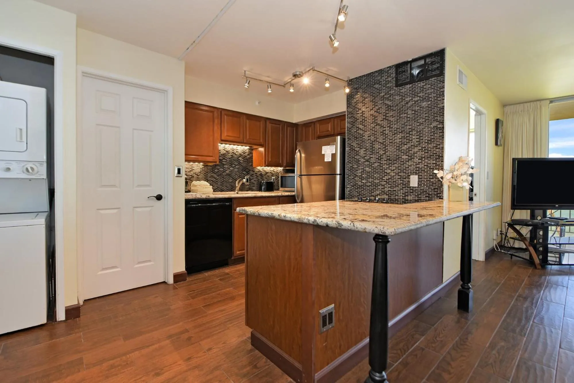 Property building in Royal Kahana