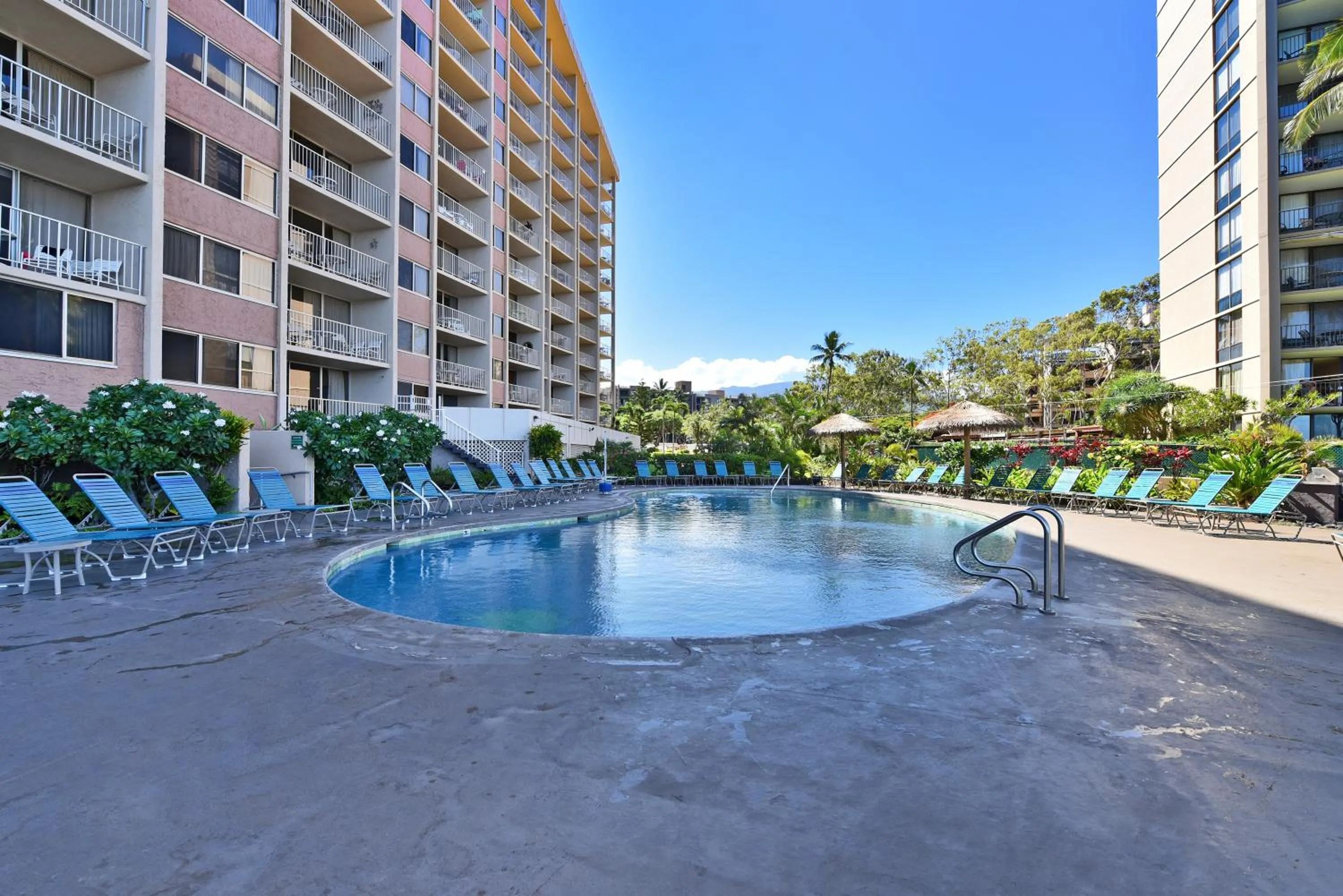 Property building in Royal Kahana
